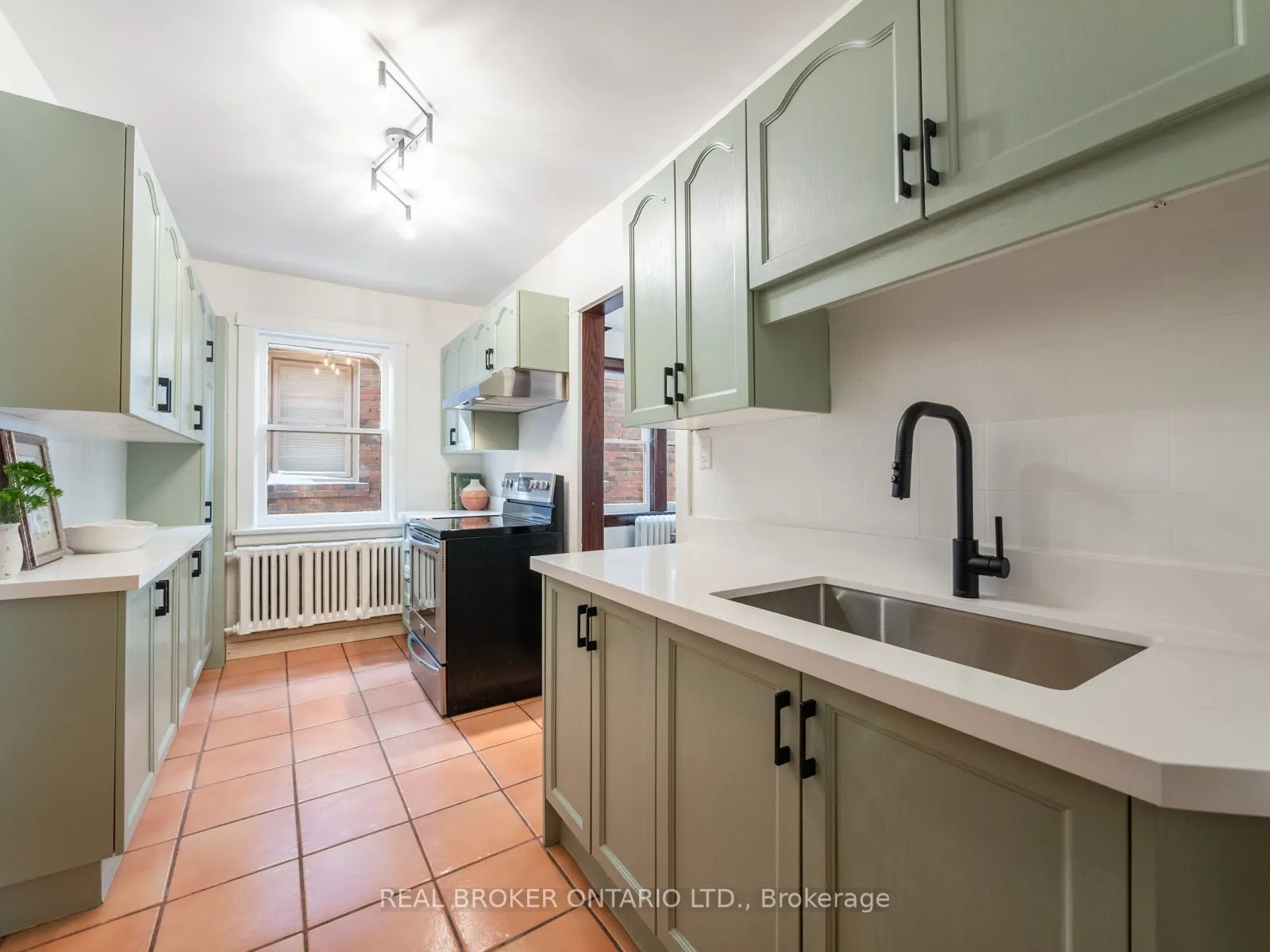 78 Glen Manor Drive, #Main
