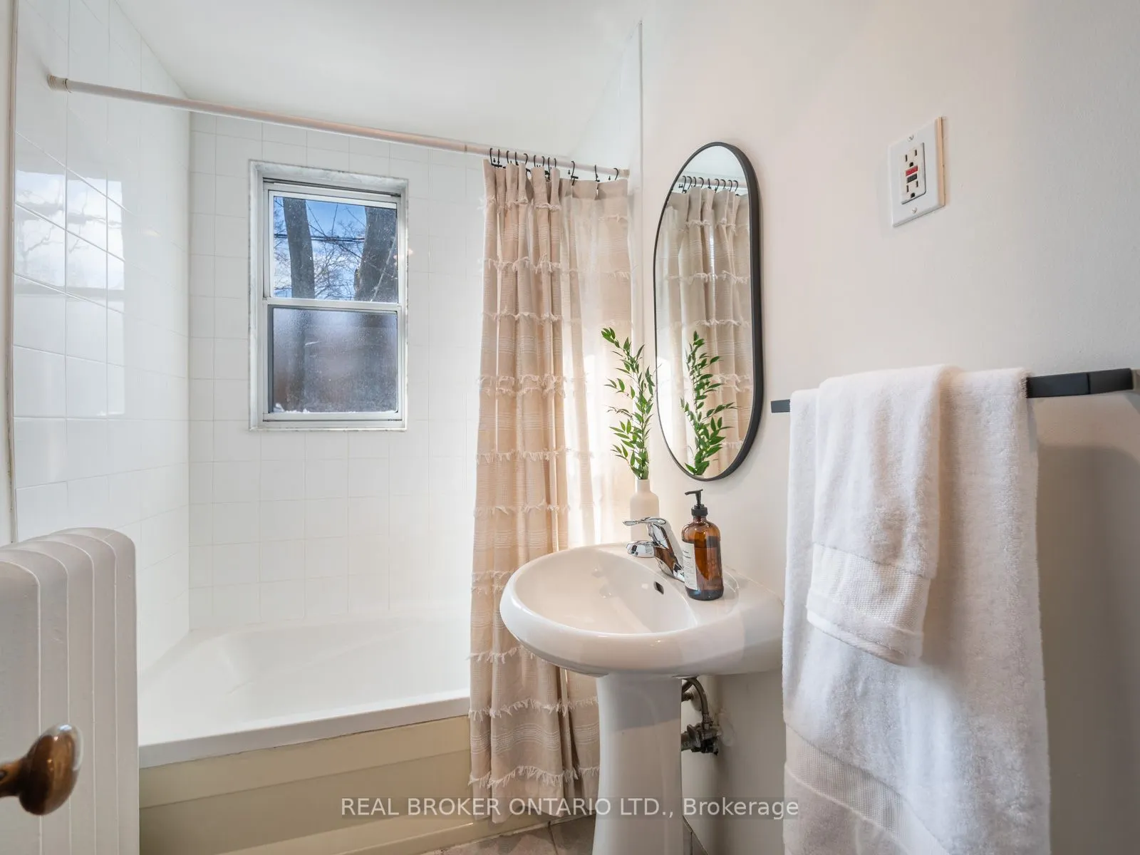 78 Glen Manor Drive, #Main