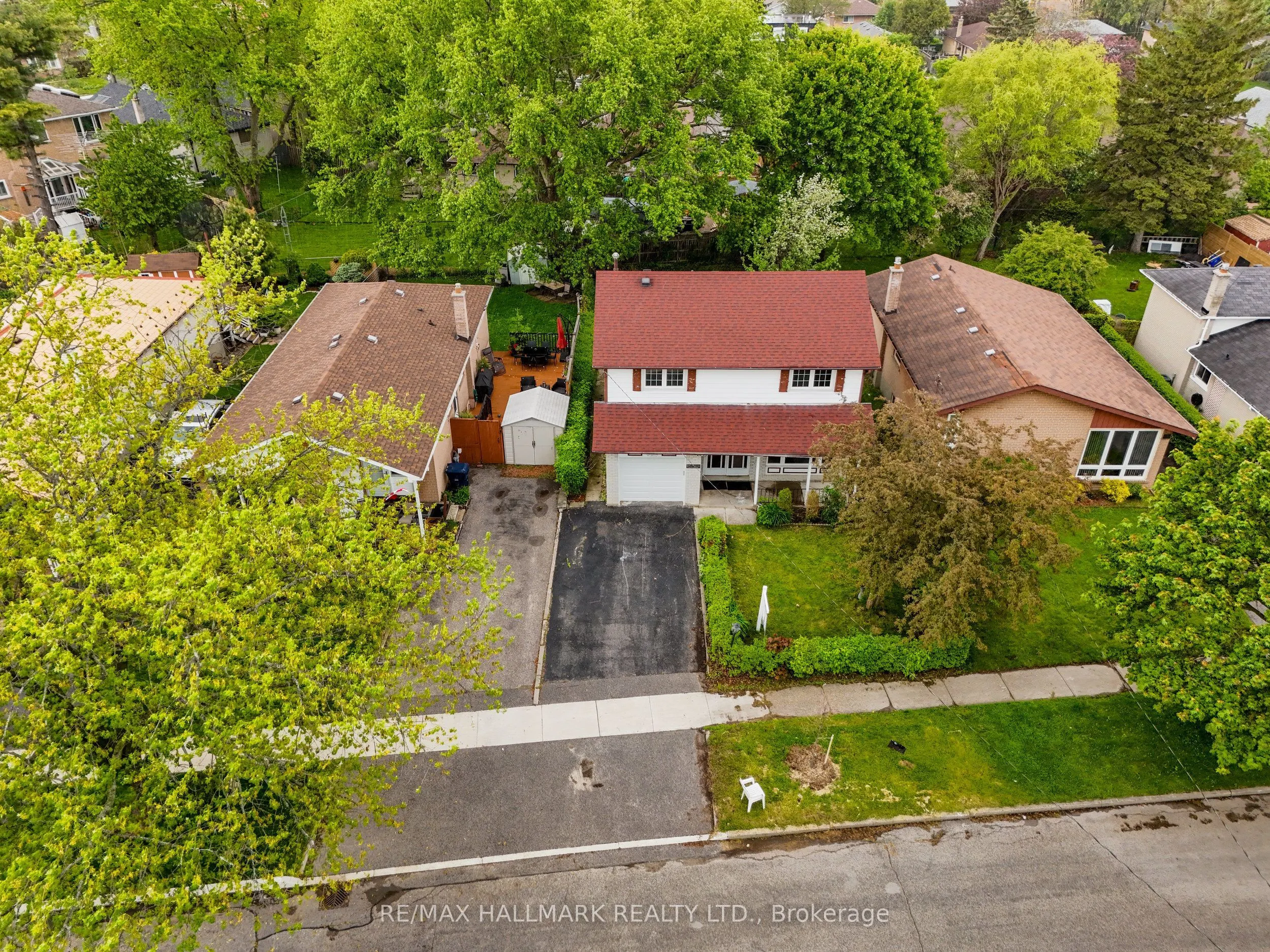 35 Rowallan Drive