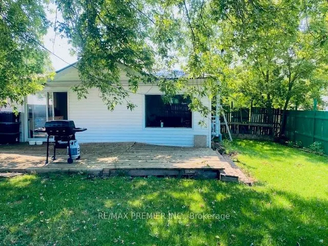2462 Rundle Road