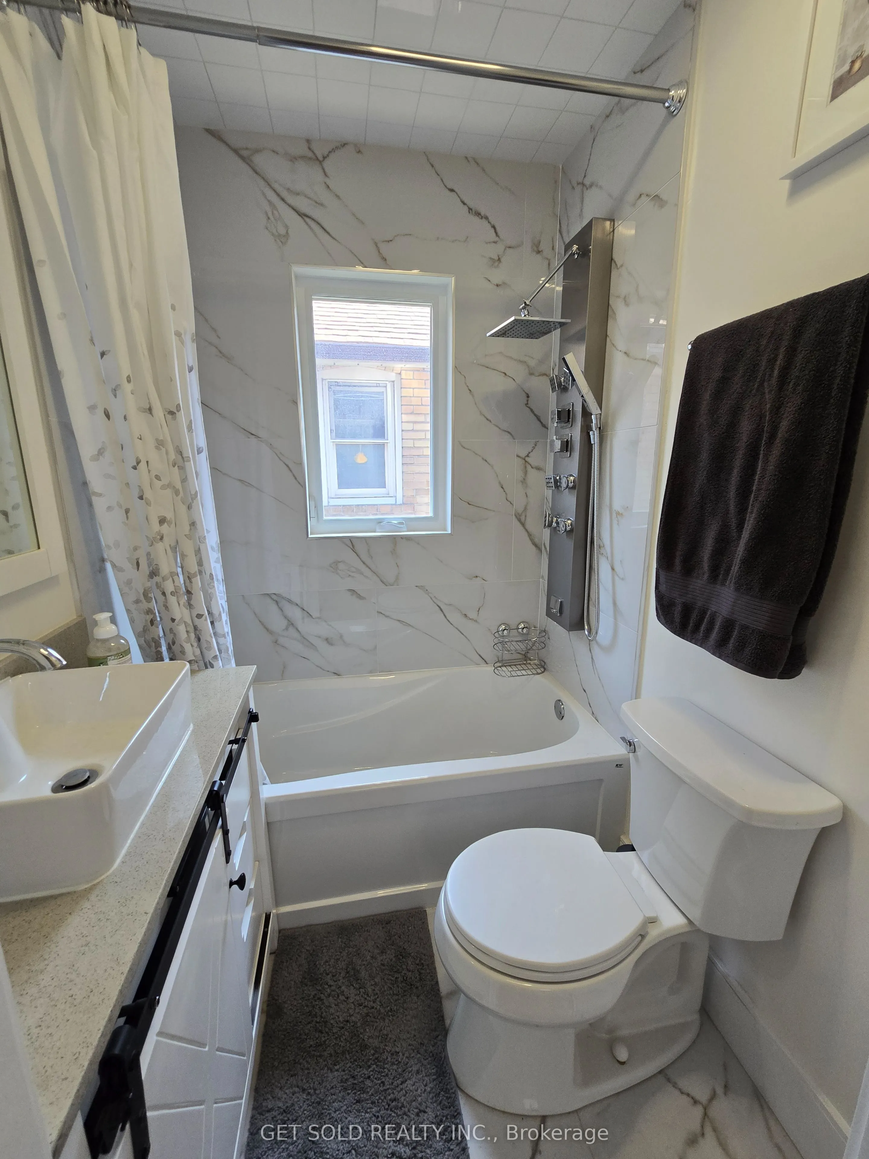 74 St Hubert Avenue