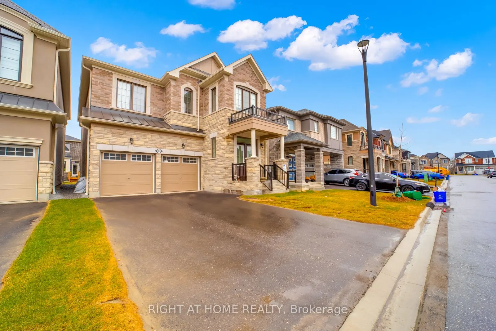 1410 Swallowtail Lane
