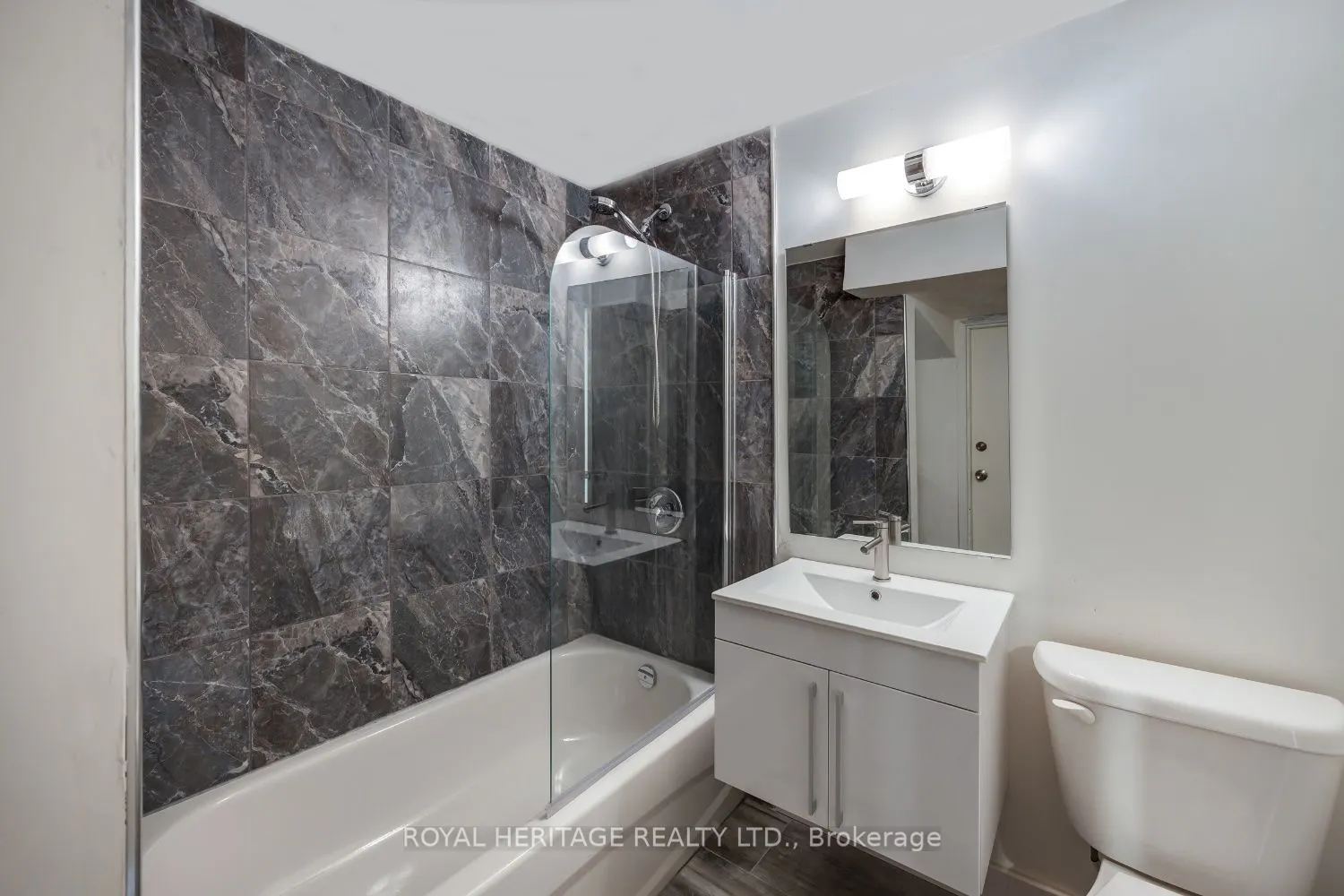 191 Lyle Dr - Basement Drive
