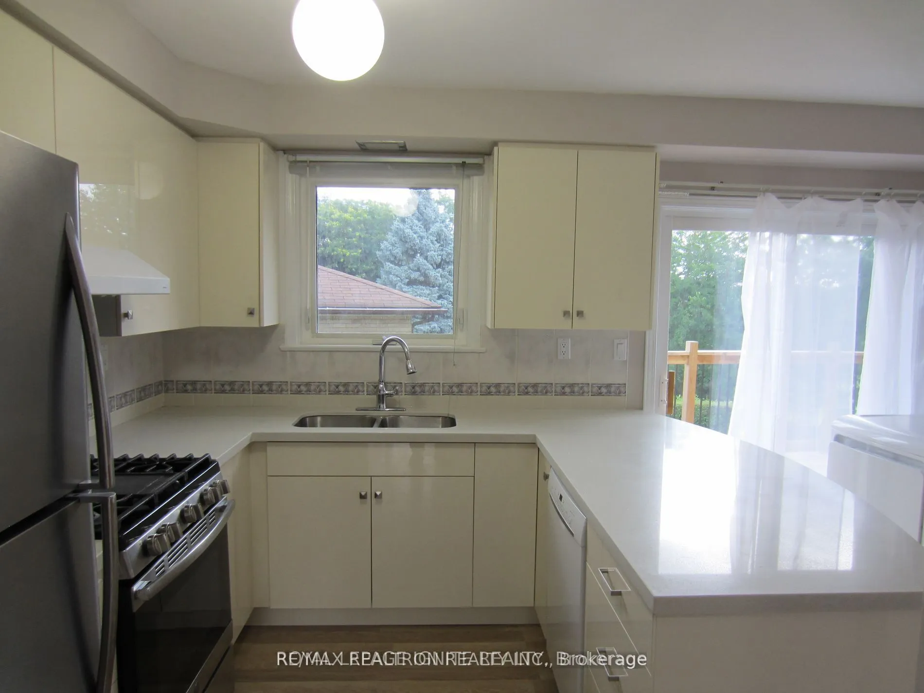2 Stevenwood Road, #Main