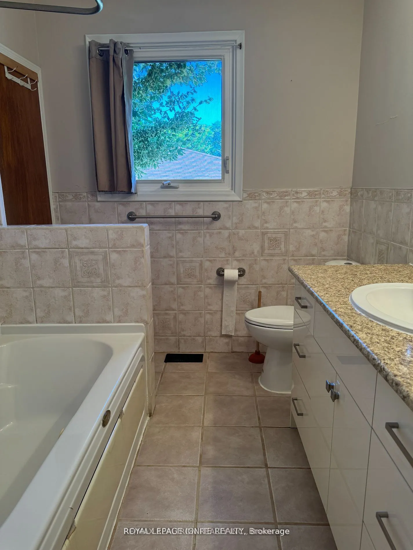 2 Stevenwood Road, #Main