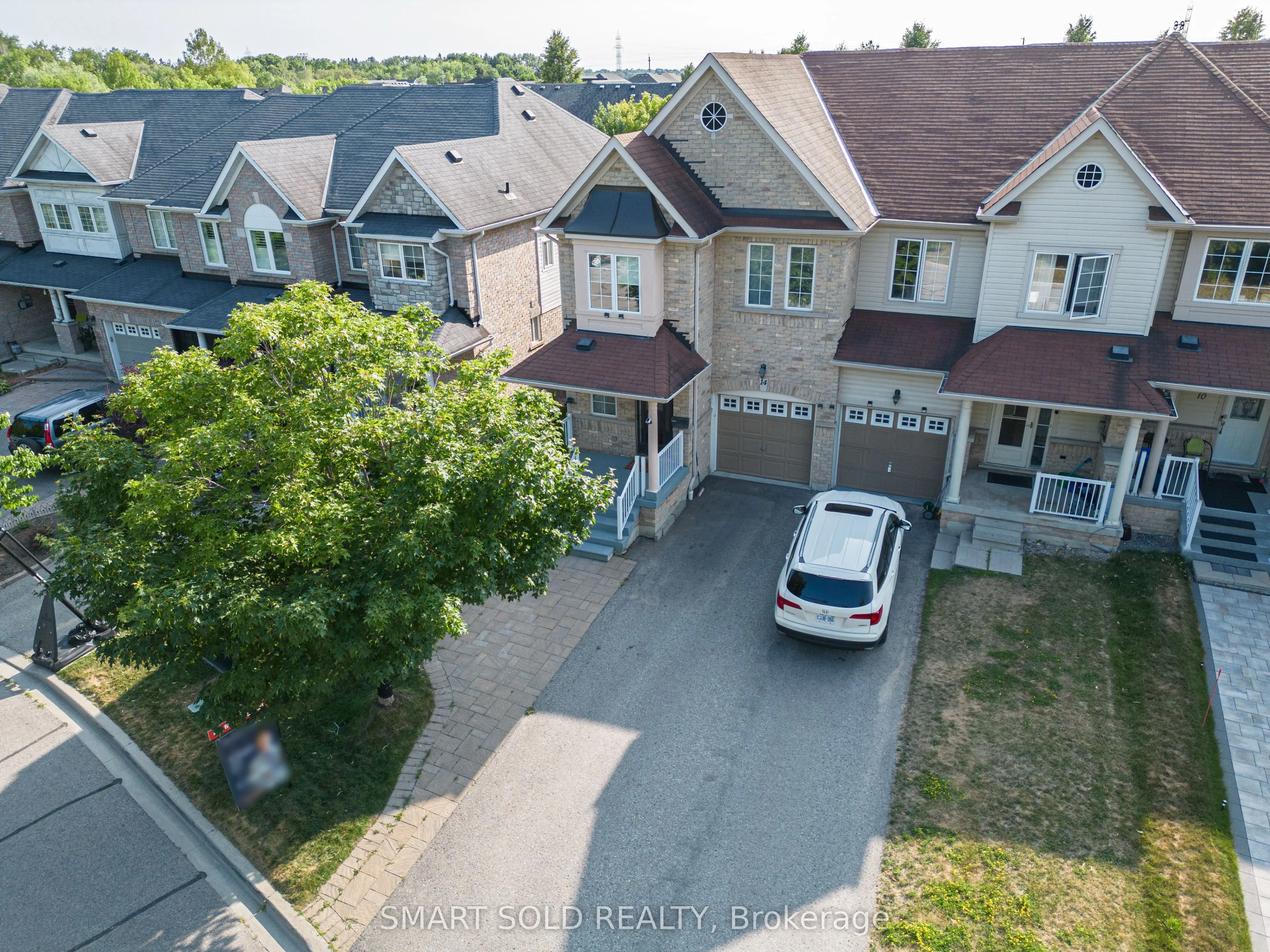 14 Brookstream Court