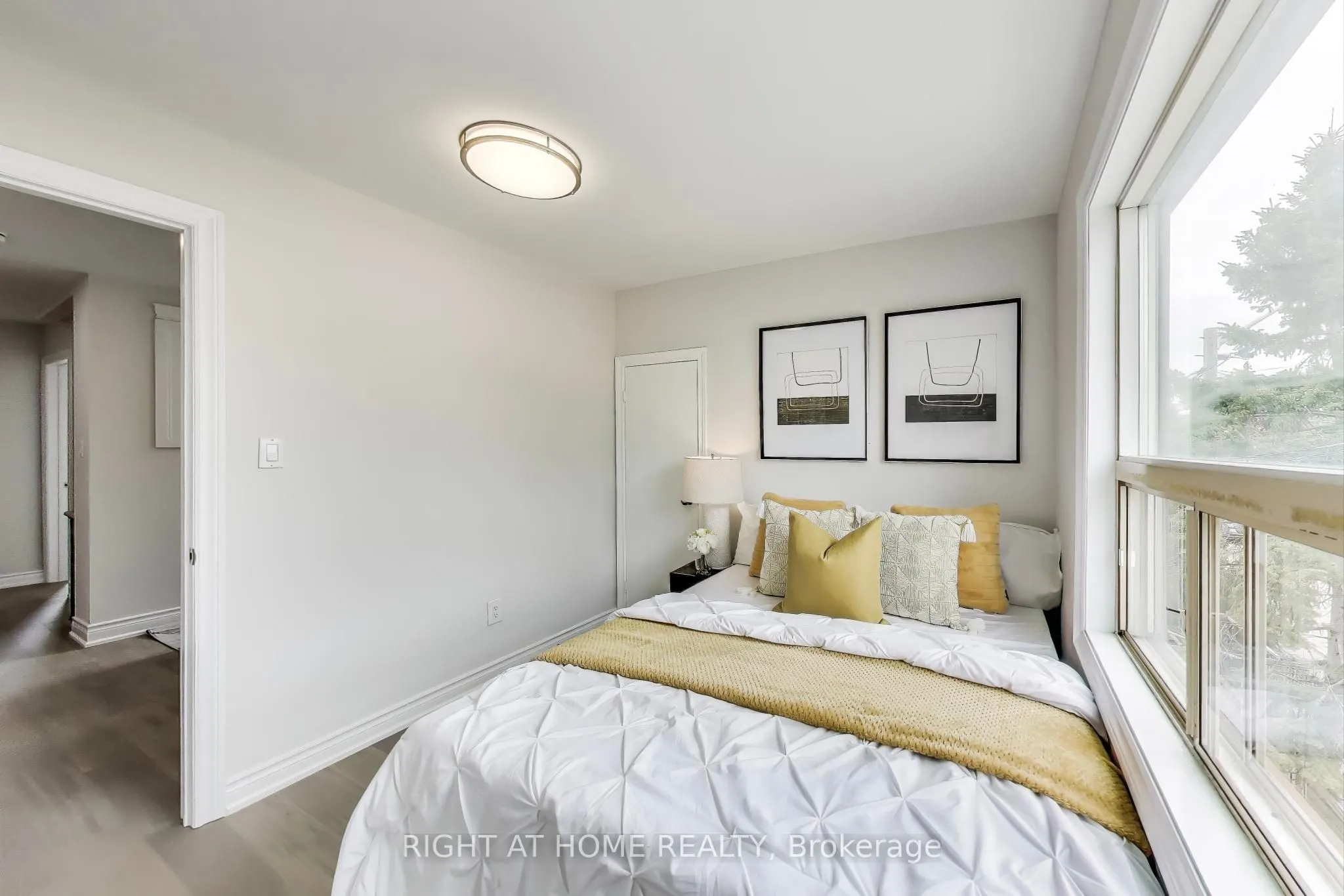 17 Weymouth Avenue