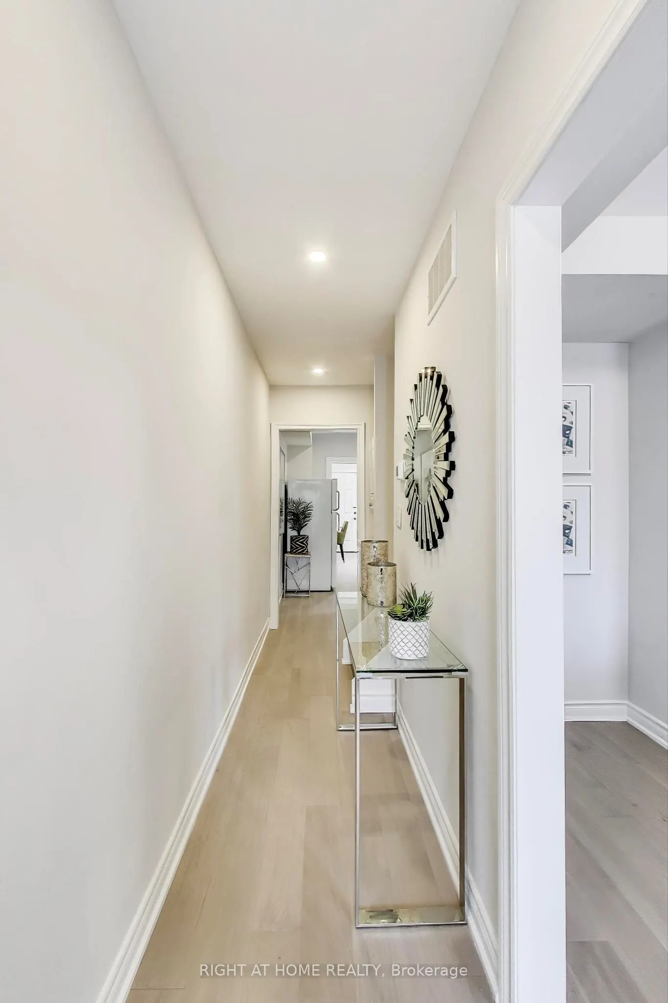 17 Weymouth Avenue