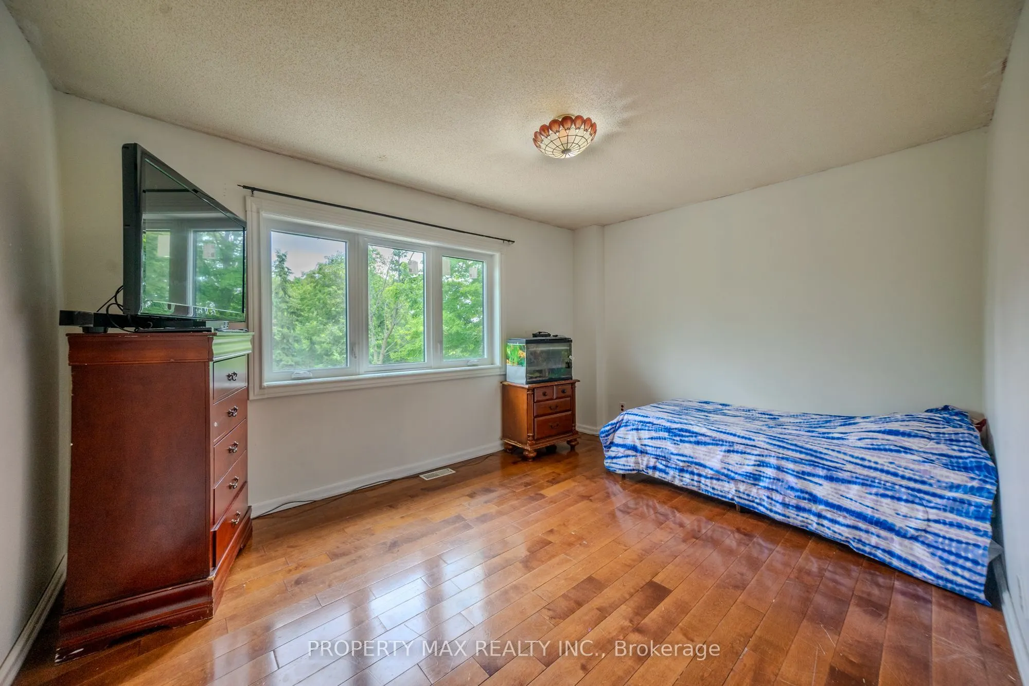 2086 Solina Road