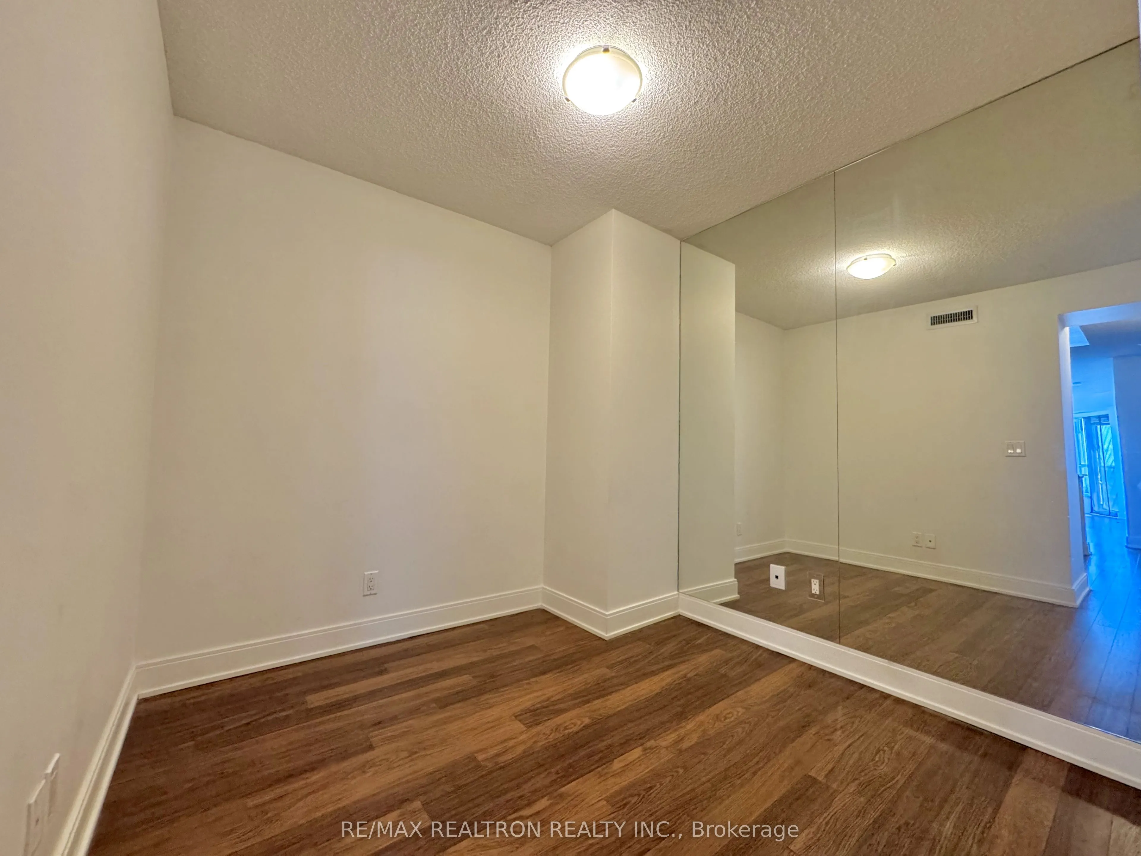 135 Village Green Square, #824