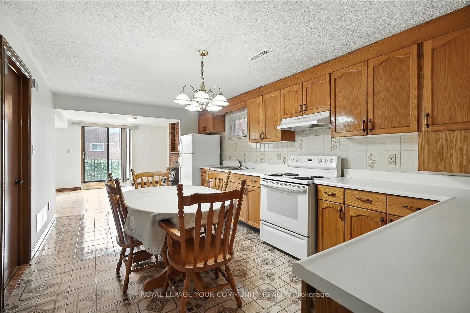 72 Fred Bland Crescent