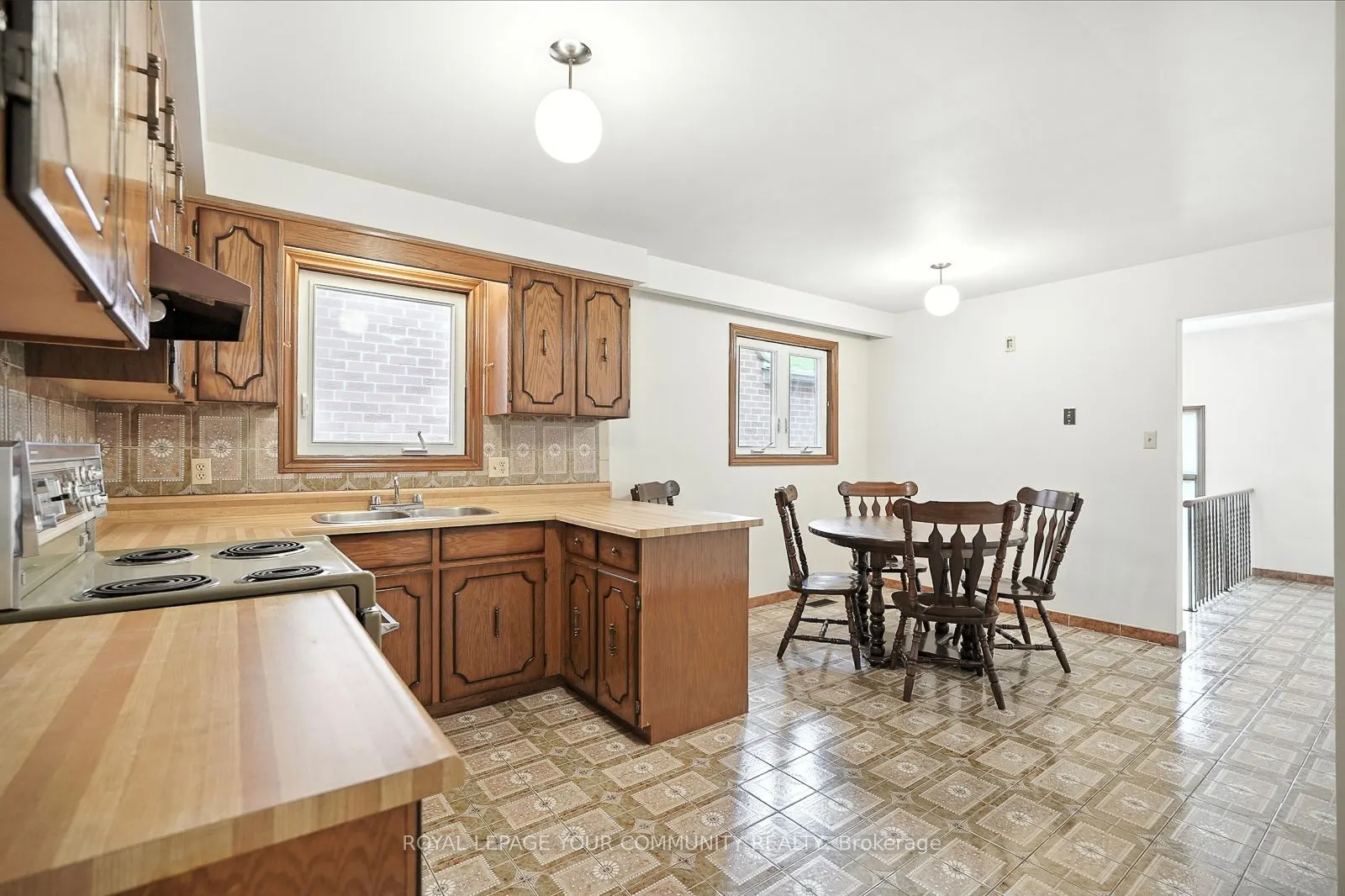 72 Fred Bland Crescent
