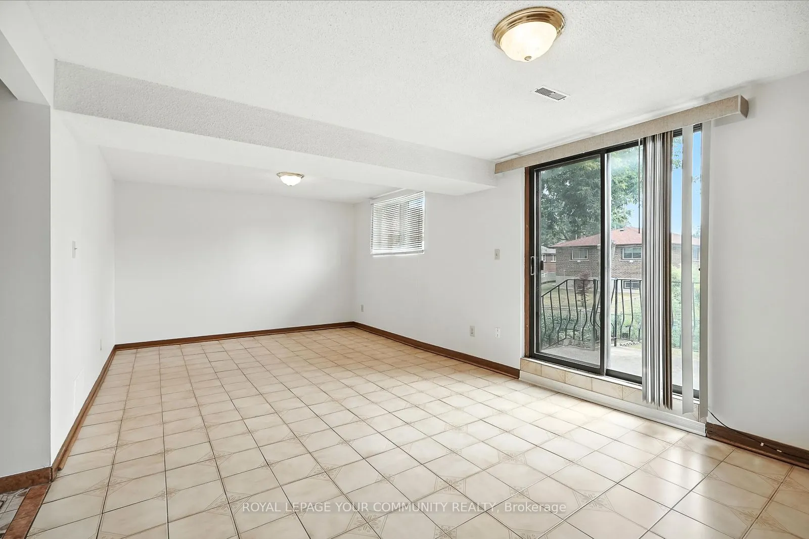 72 Fred Bland Crescent