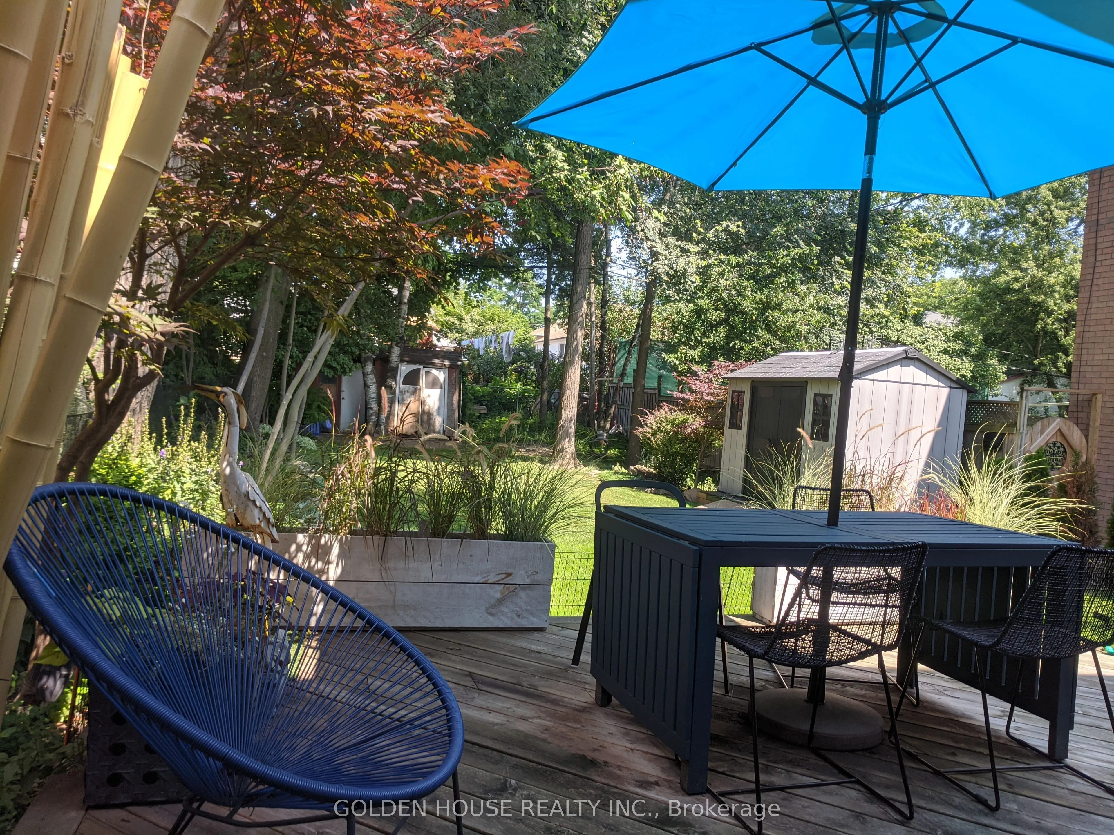21 Thatcher Avenue