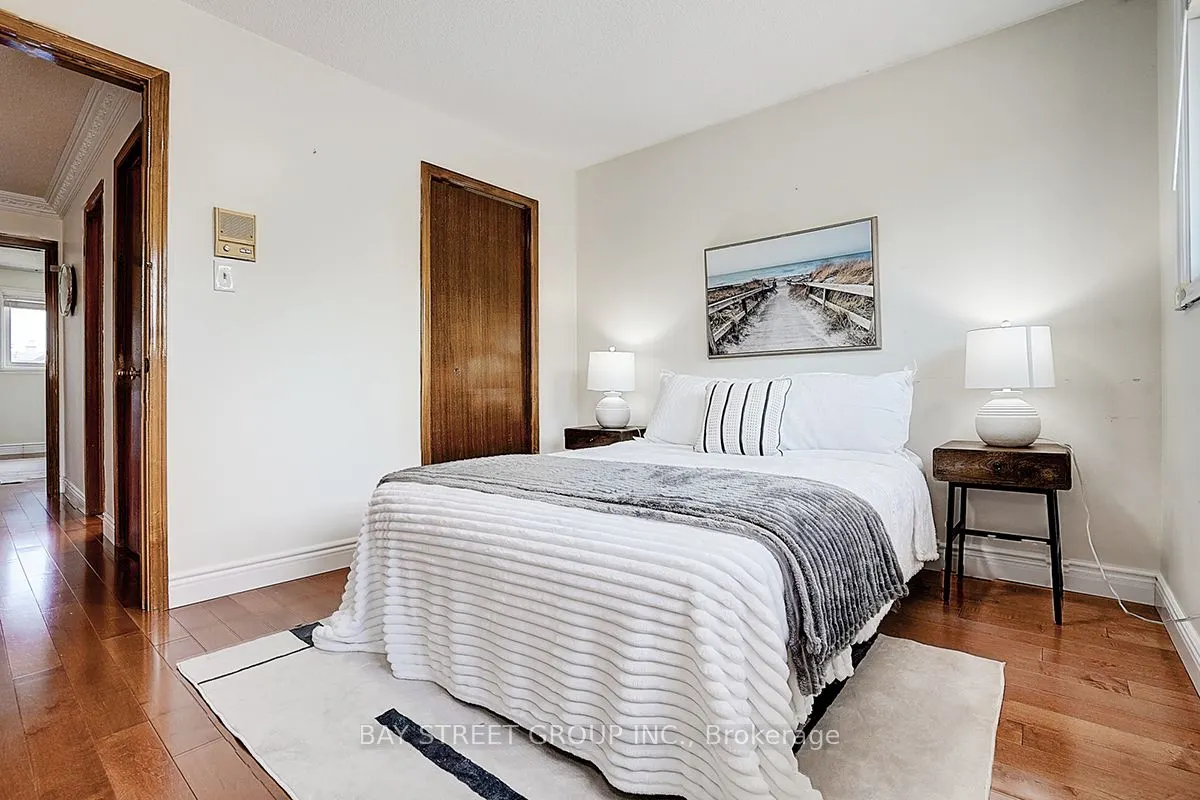 11 Sunbird Crescent
