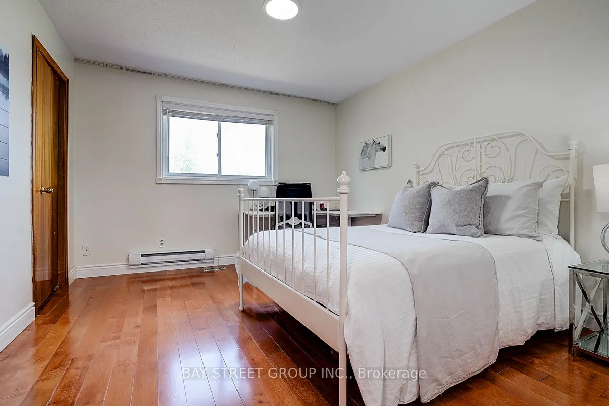 11 Sunbird Crescent