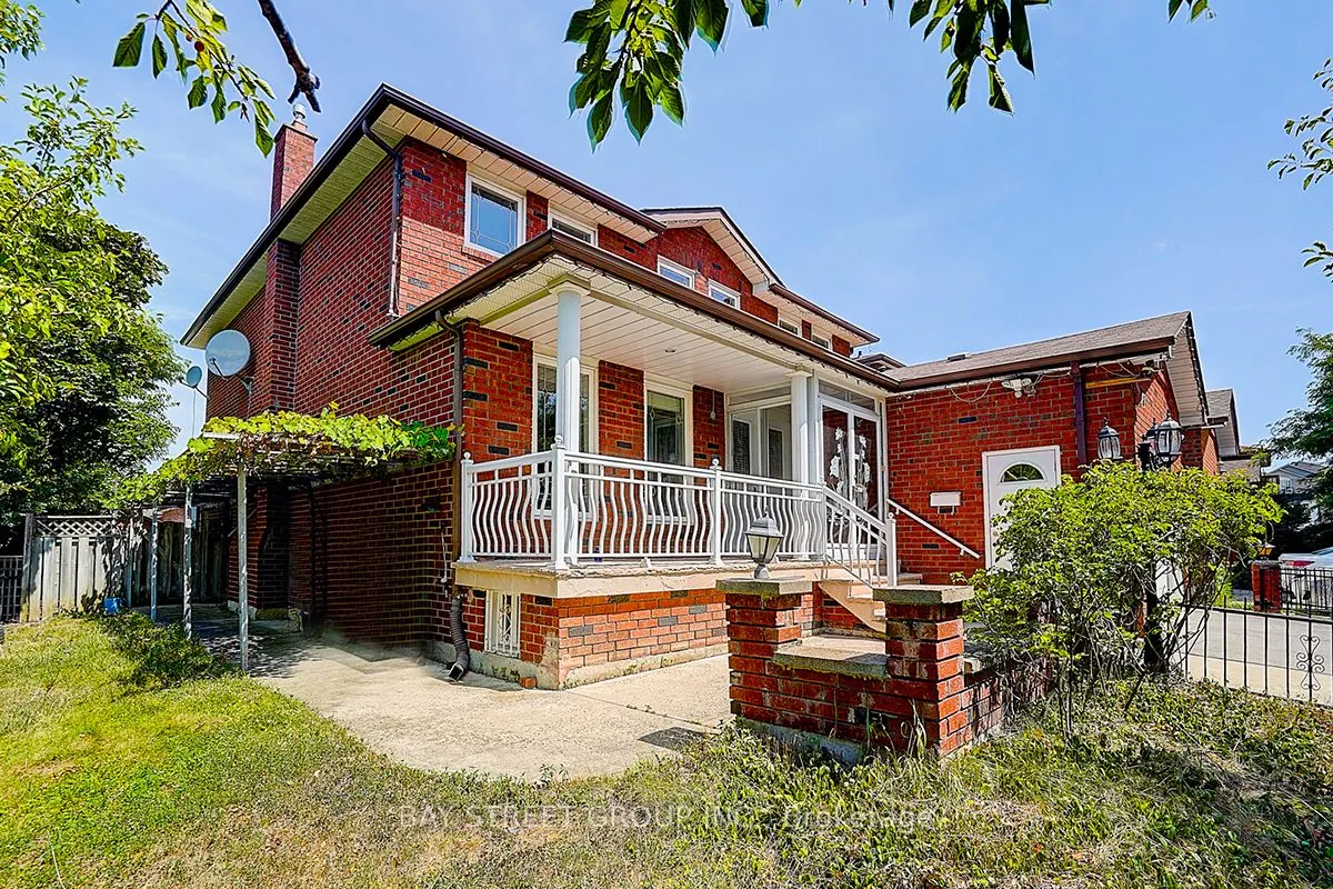 11 Sunbird Crescent