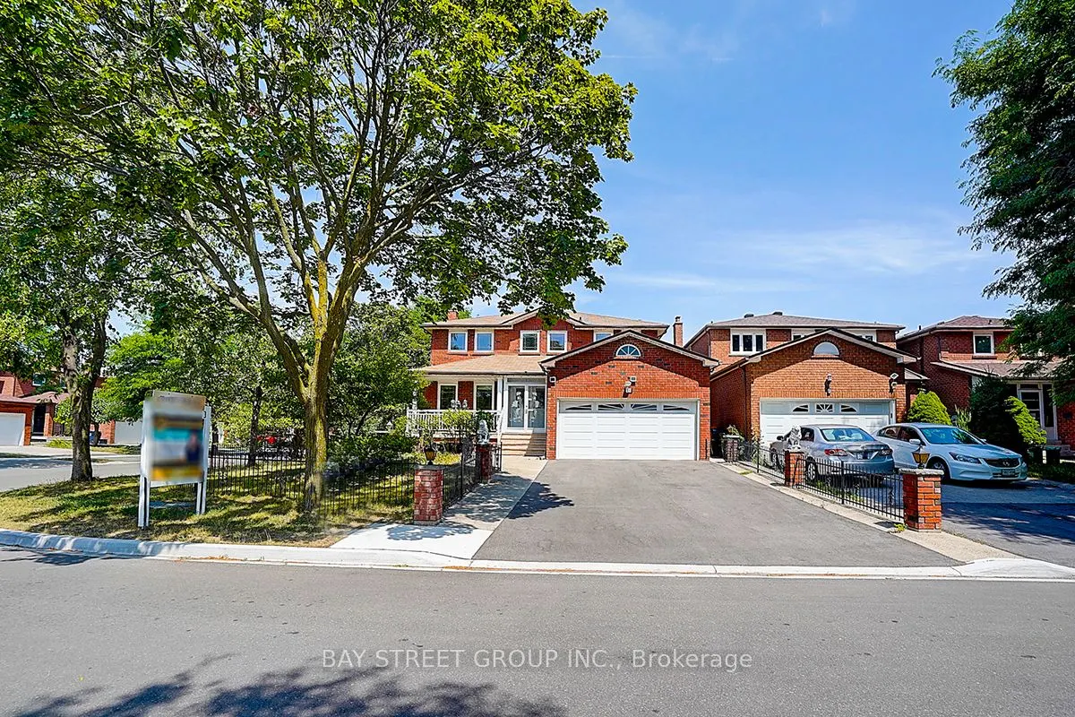 11 Sunbird Crescent