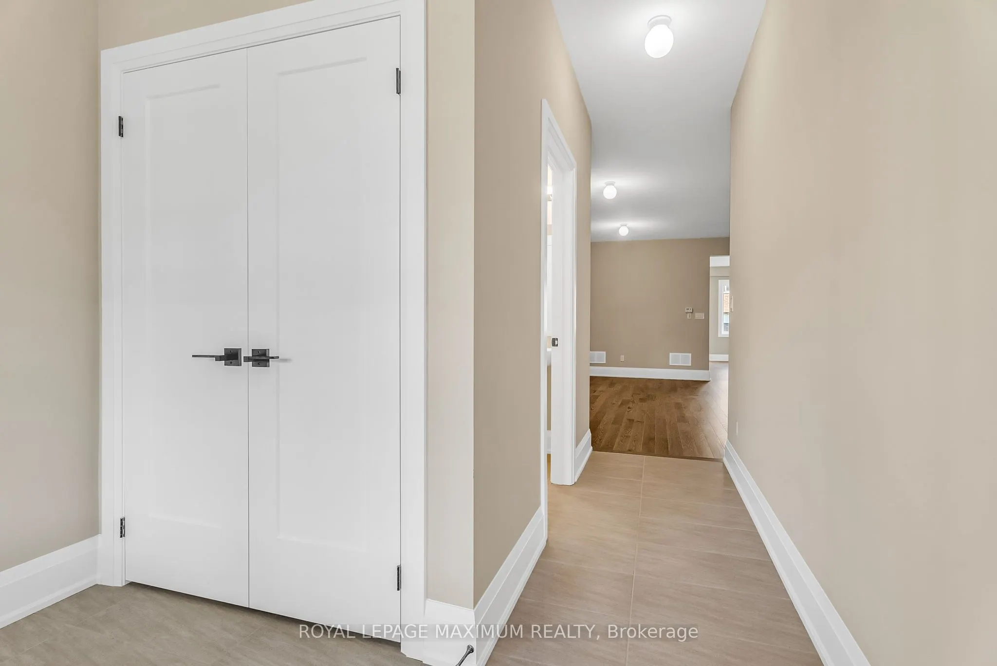 17 Bertram Gate