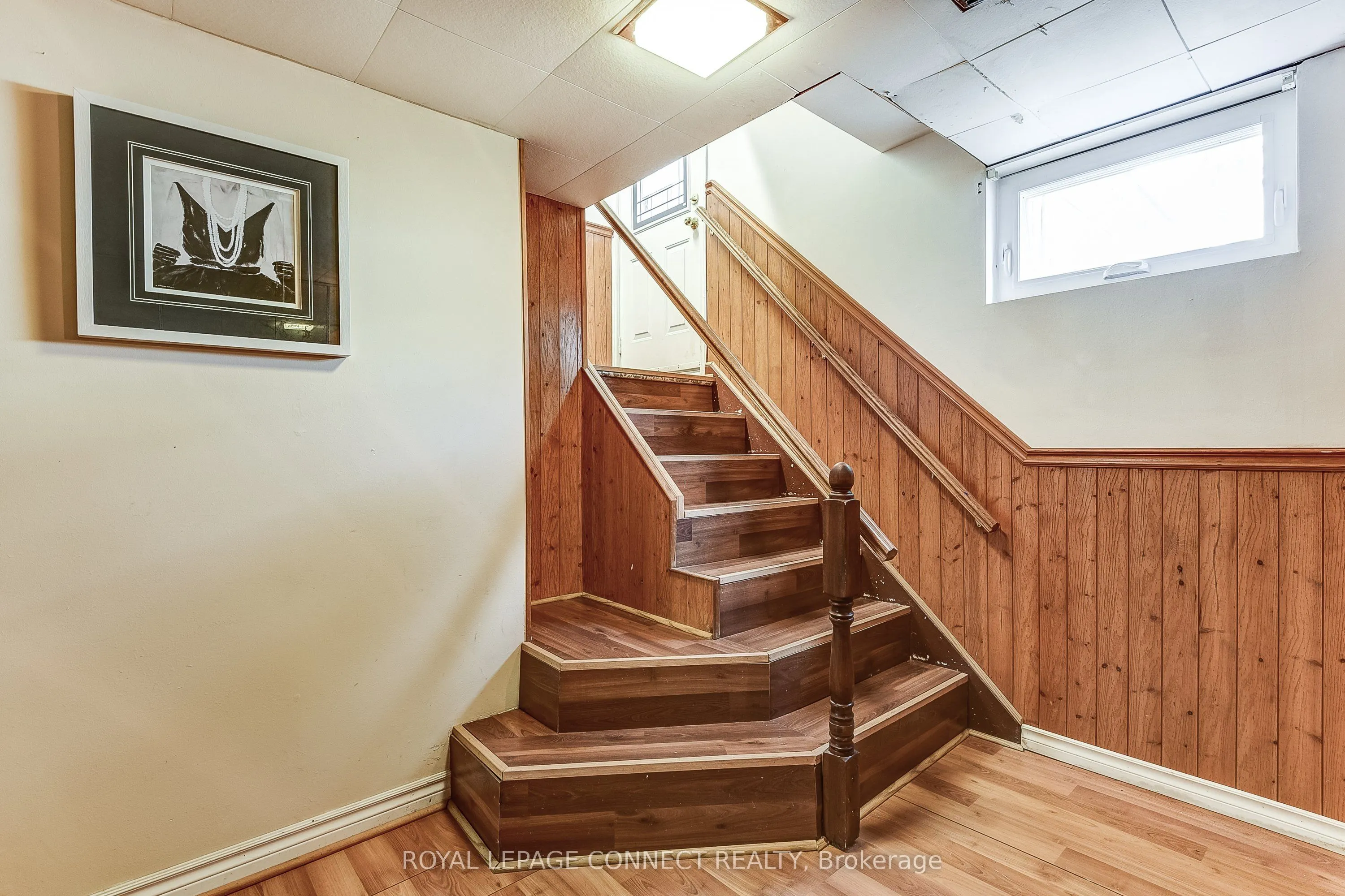 53 Glory Crescent