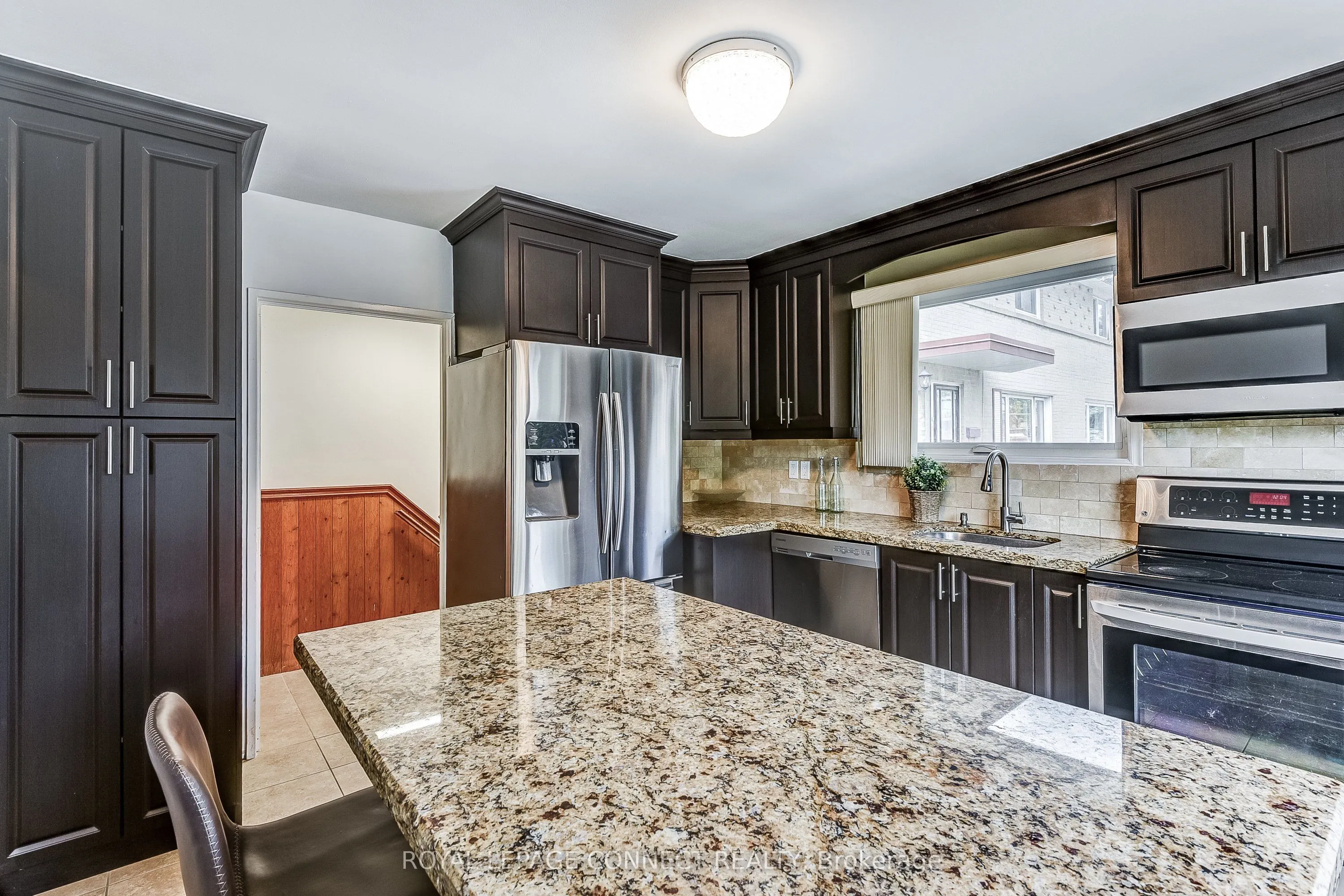 53 Glory Crescent