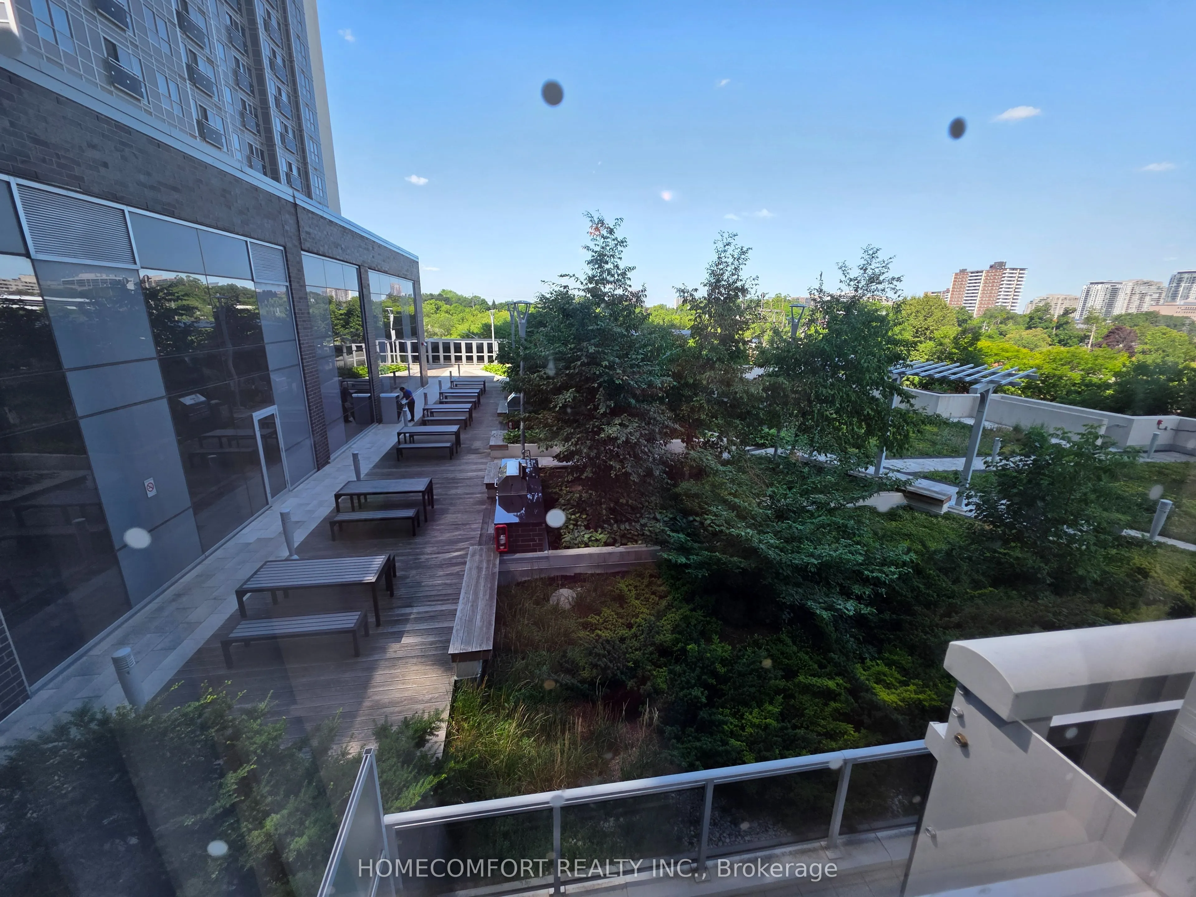 255 village green Square, #407