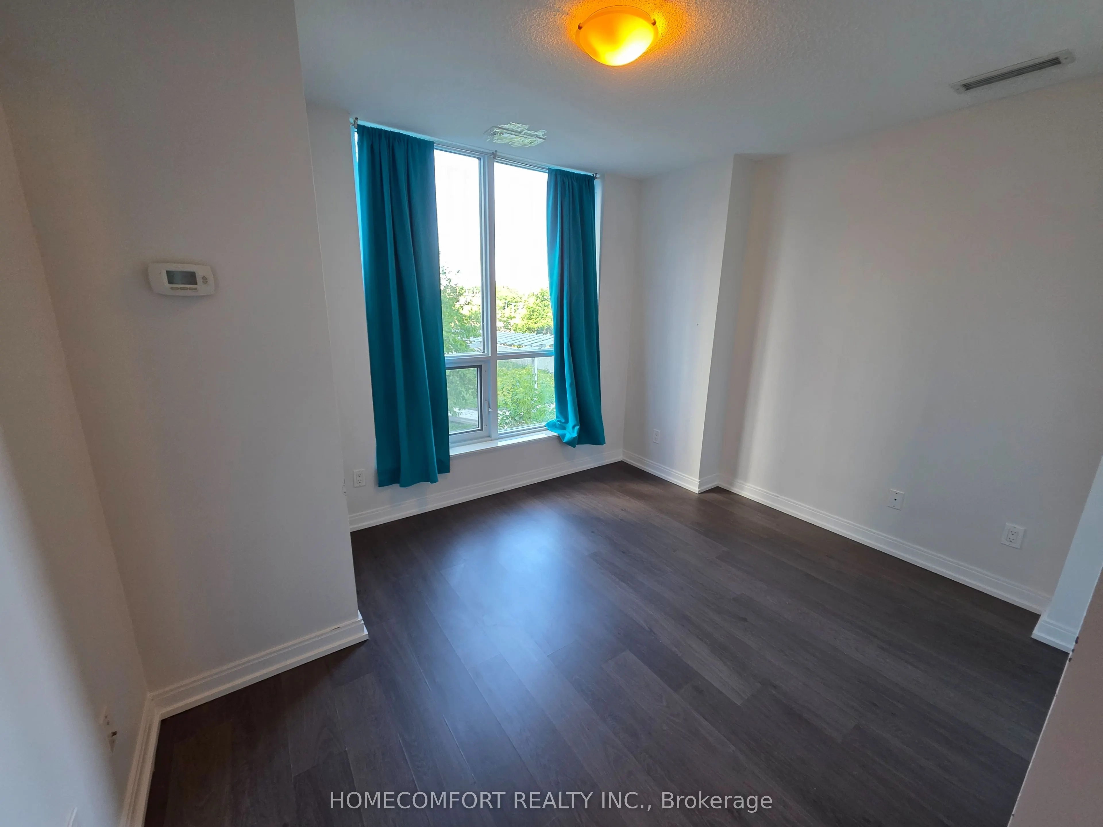 255 village green Square, #407