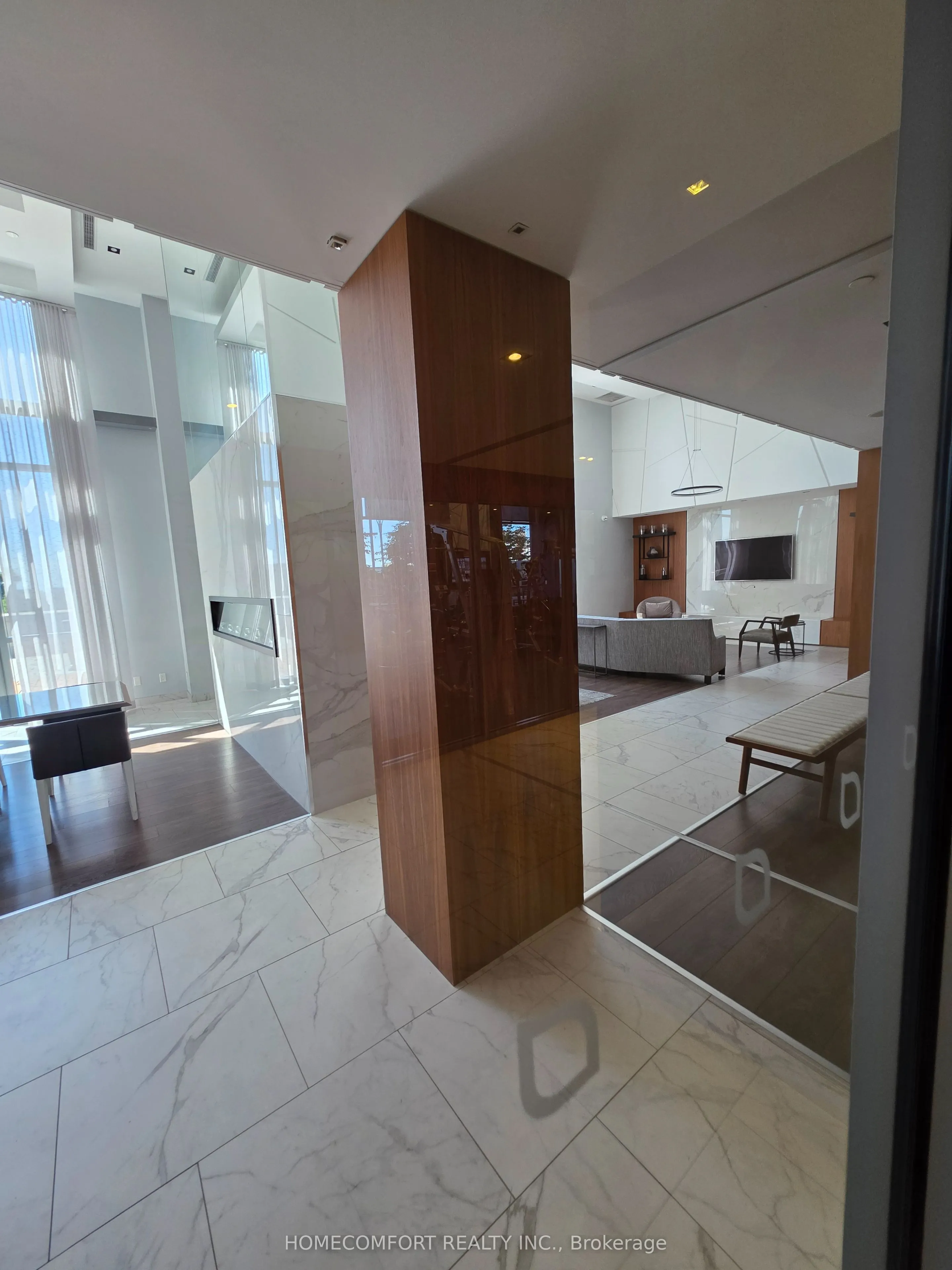 255 village green Square, #407