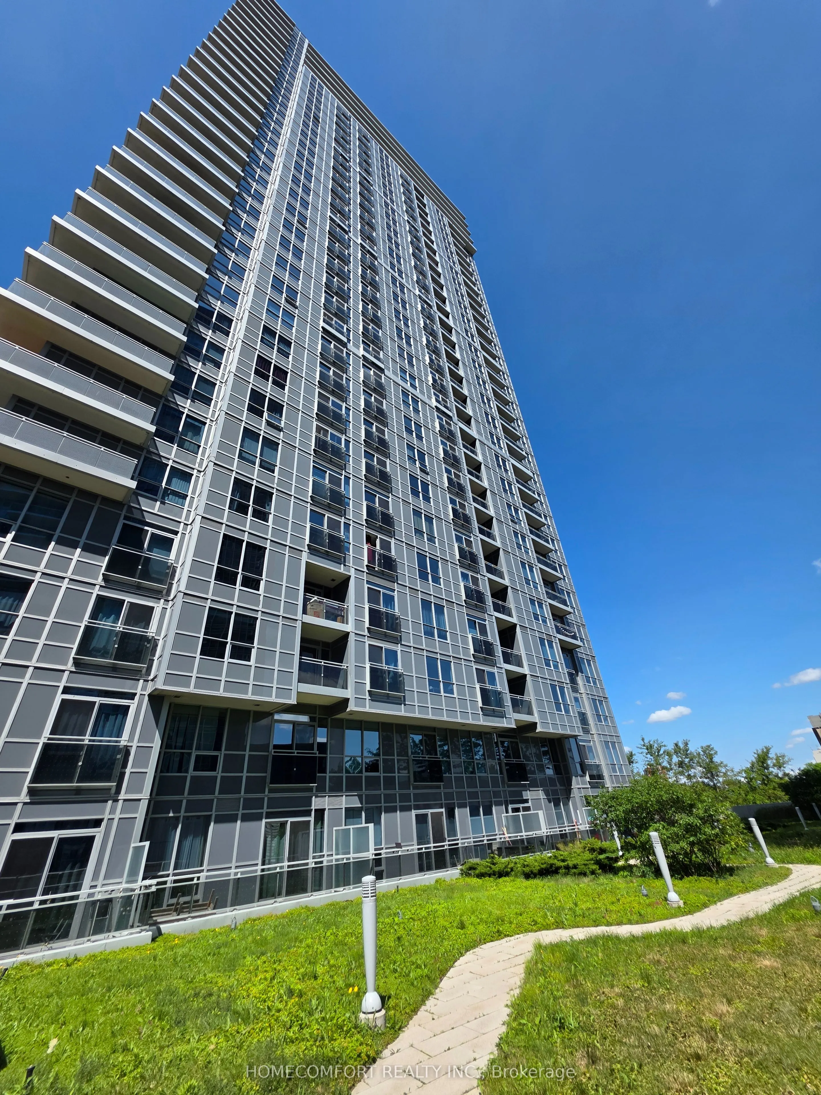 255 village green Square, #407