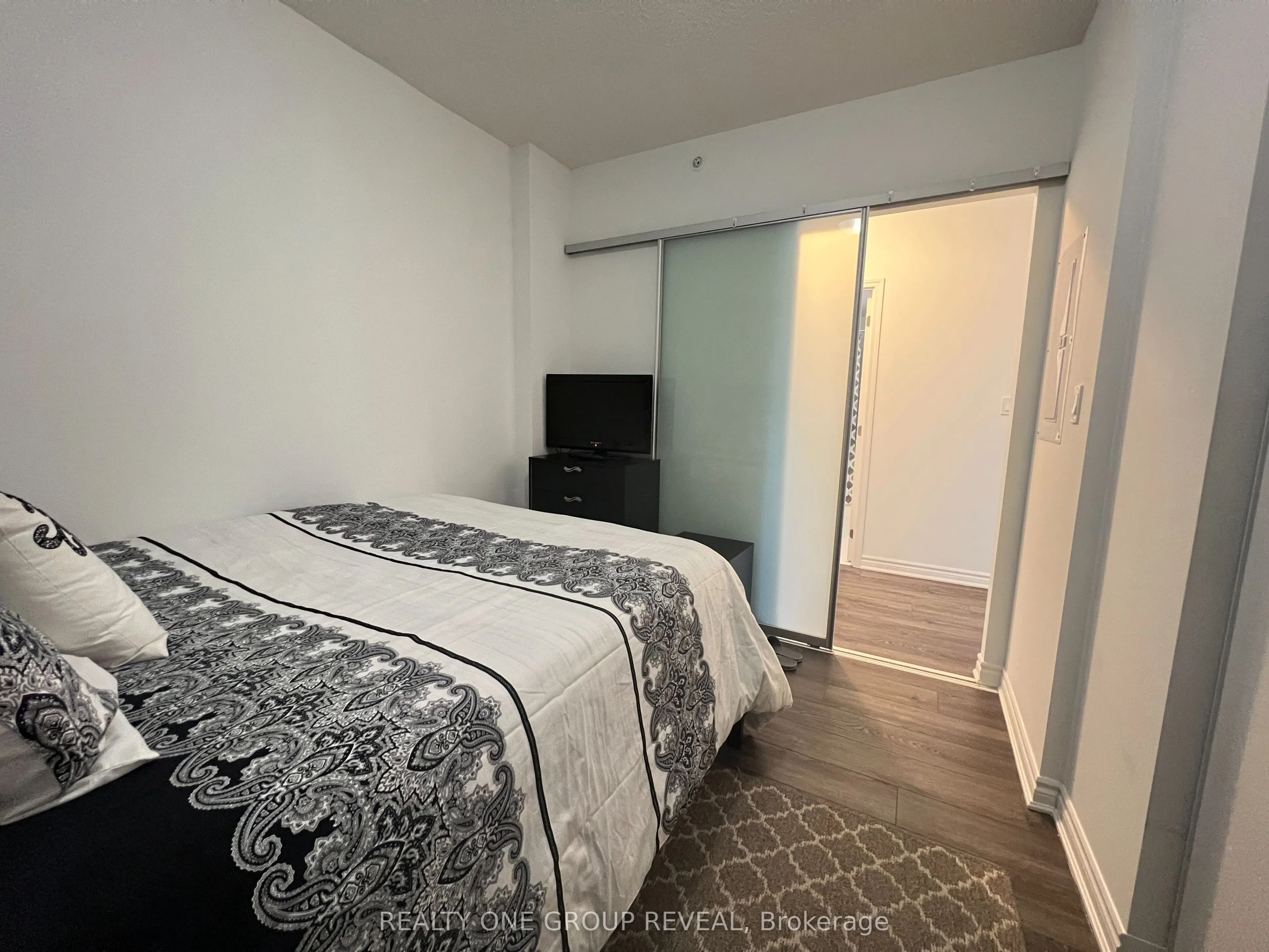 1 Falaise Road, #313
