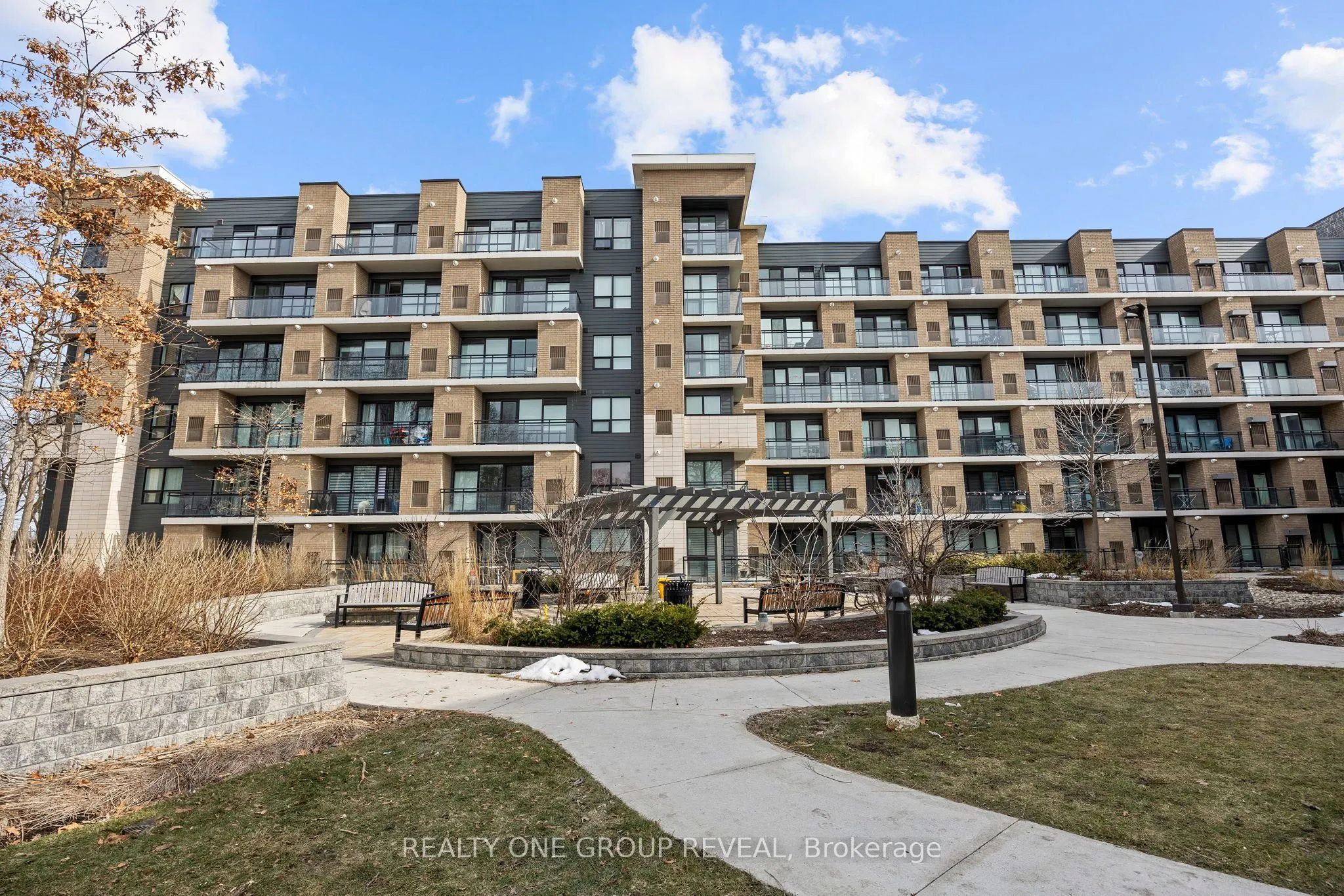 1 Falaise Road, #313