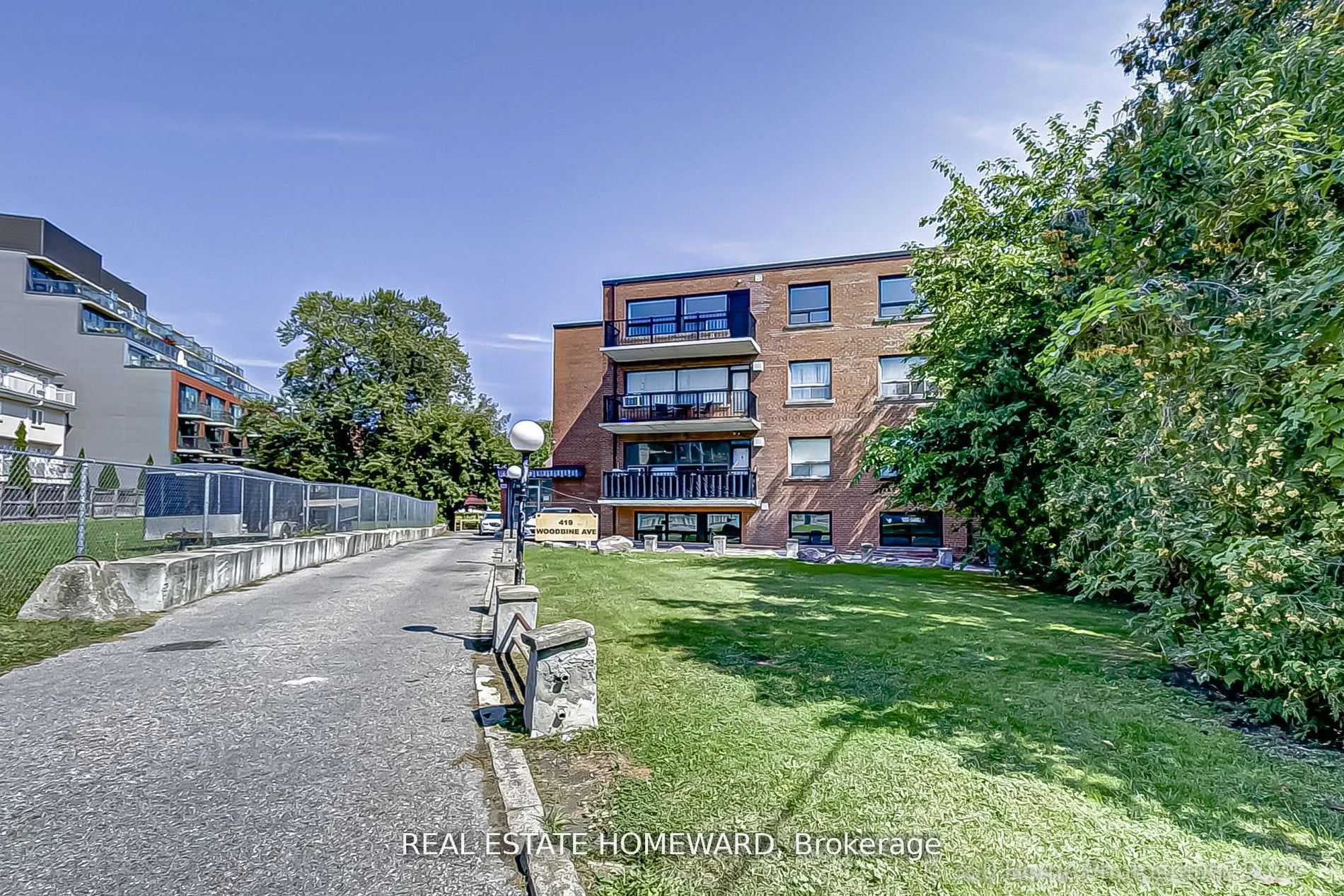 419 Woodbine Avenue, #8