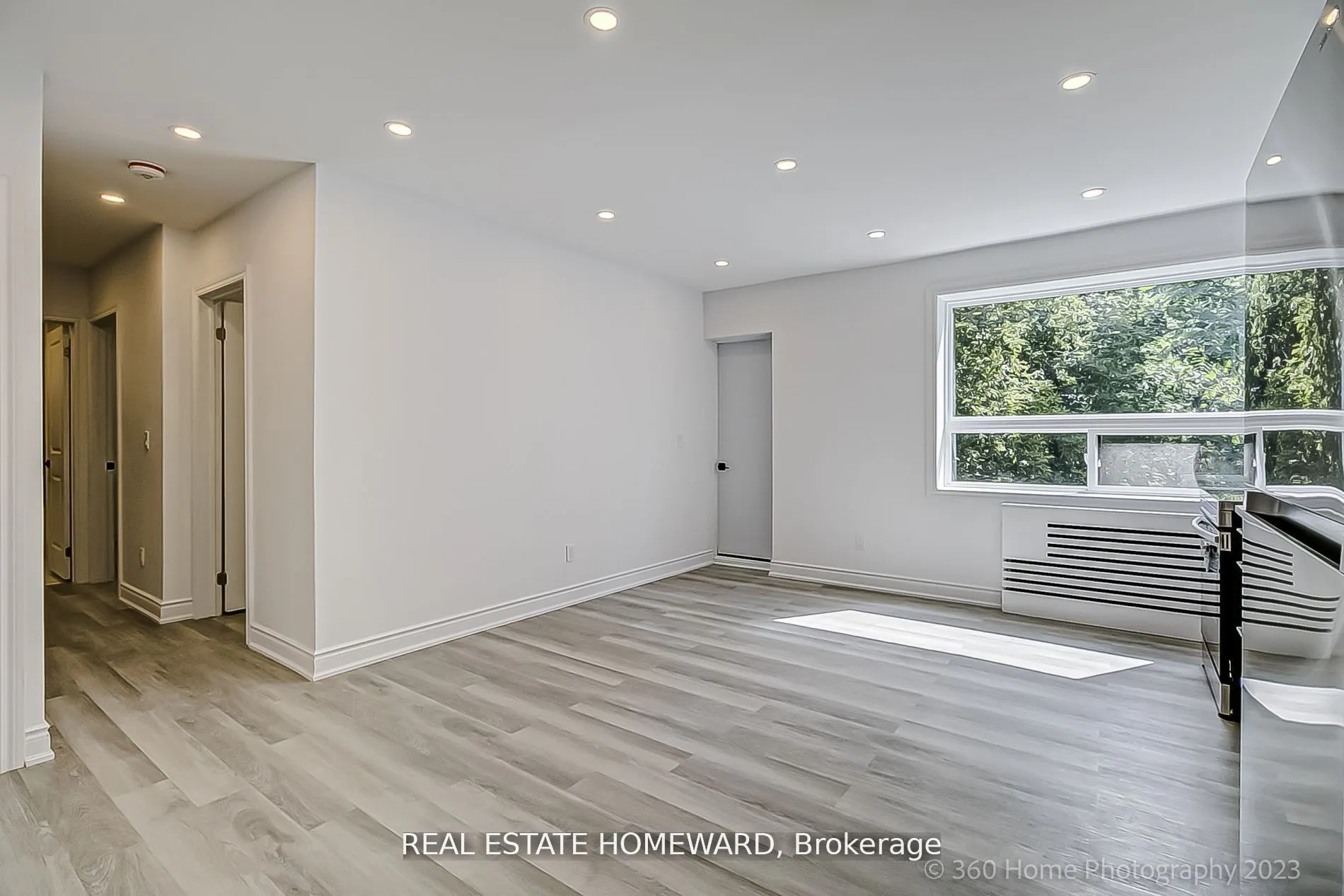 419 Woodbine Avenue, #8