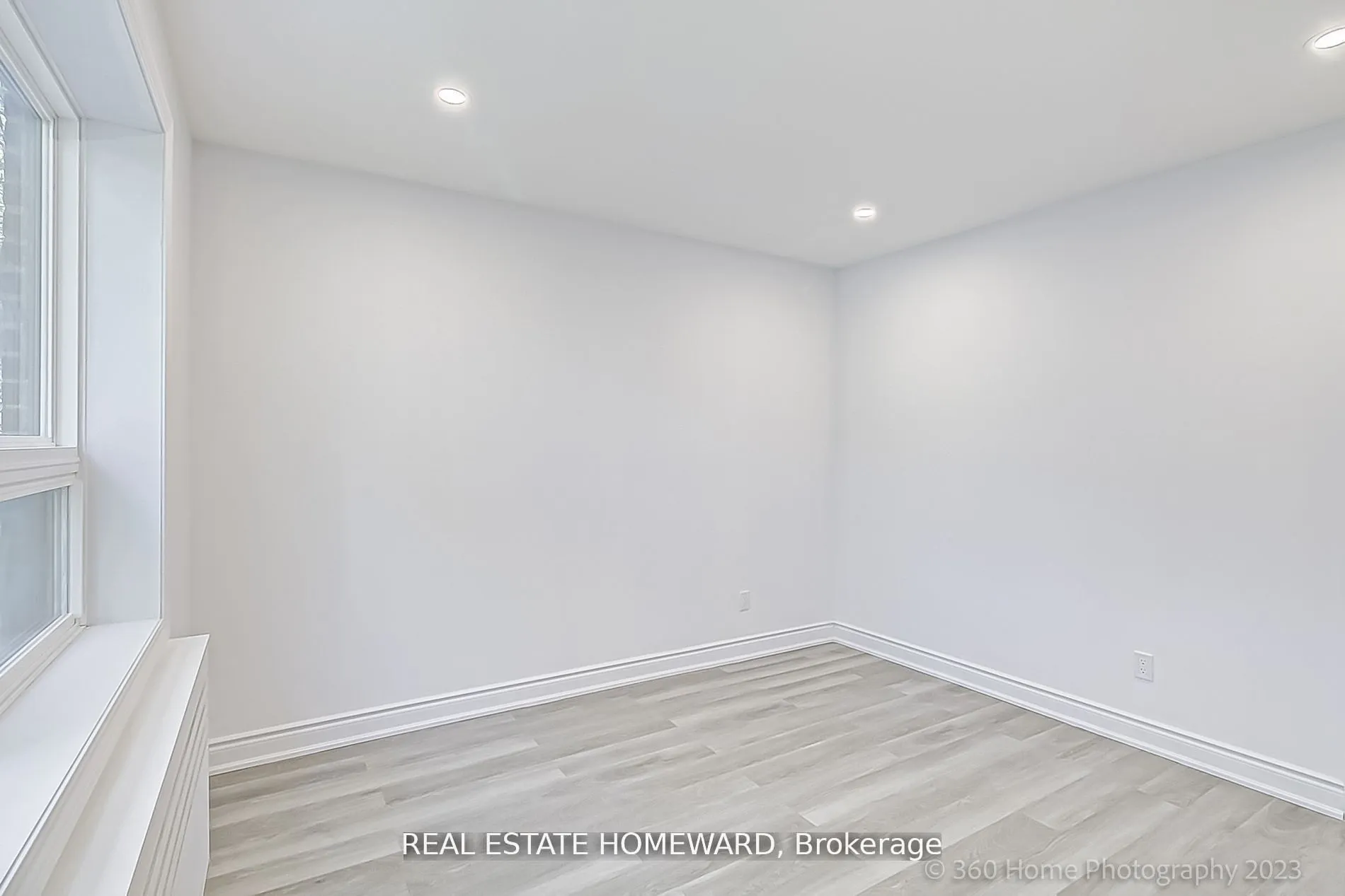 419 Woodbine Avenue, #8