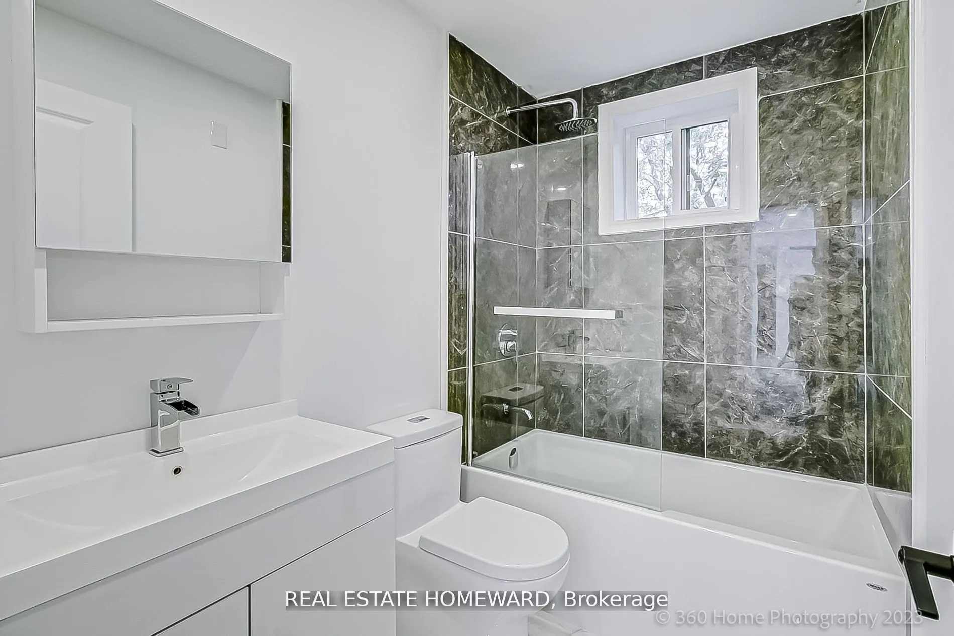 419 Woodbine Avenue, #8