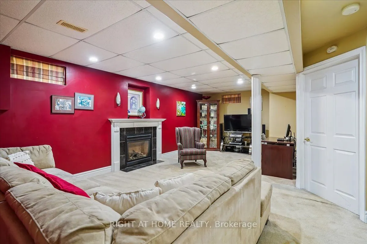 35 Millington Crescent