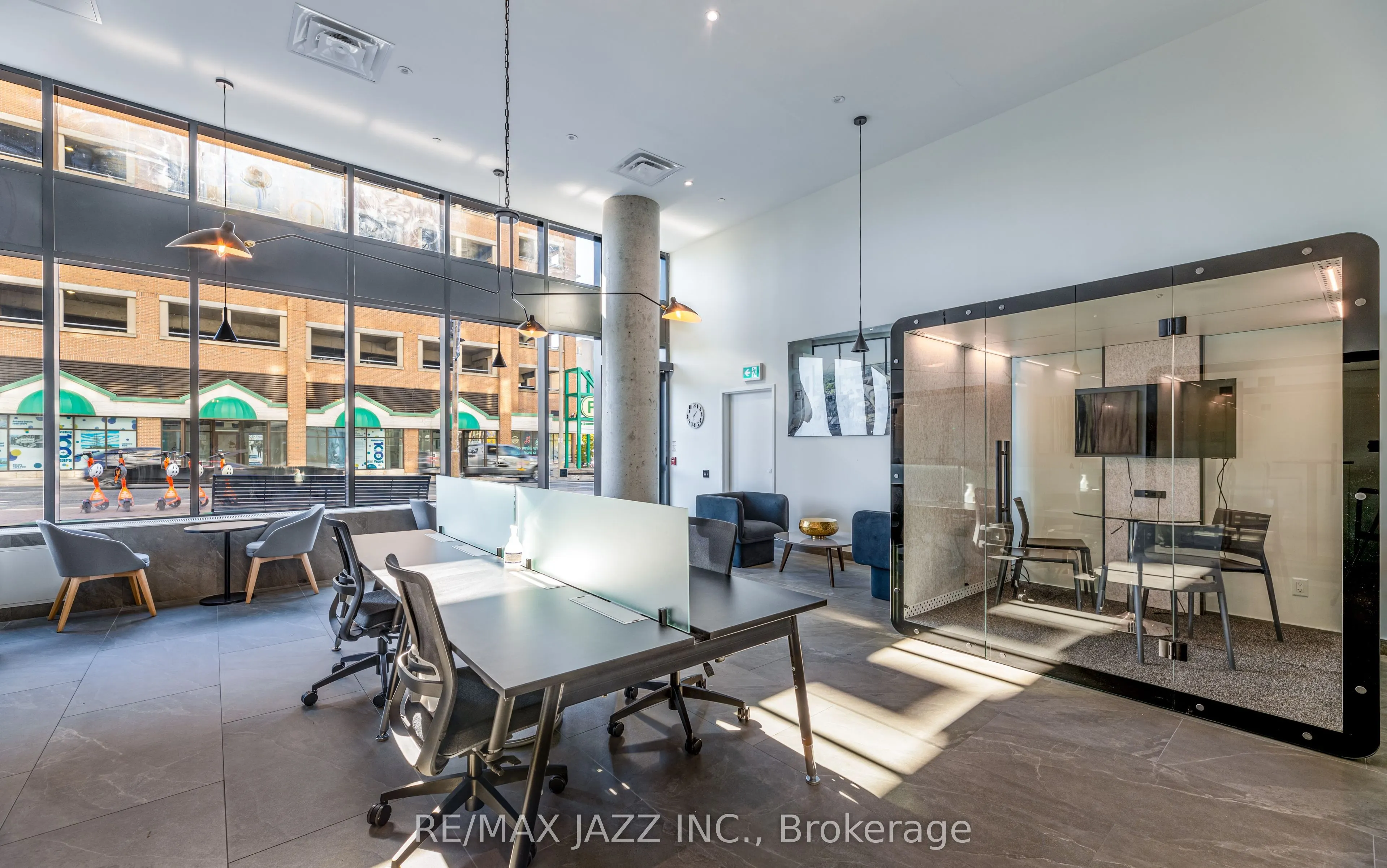 80 Bond Street E, #1601