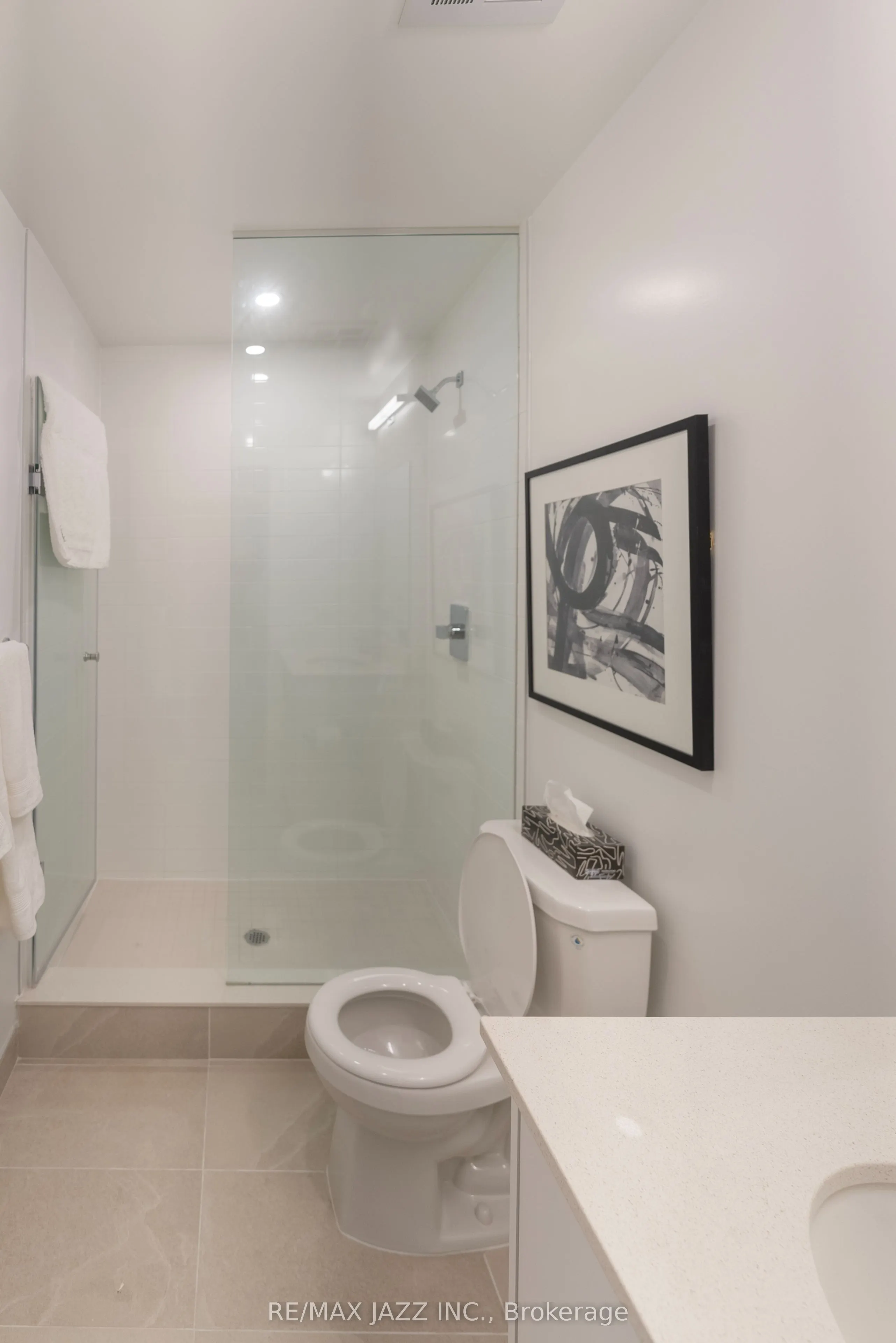 80 Bond Street E, #1601