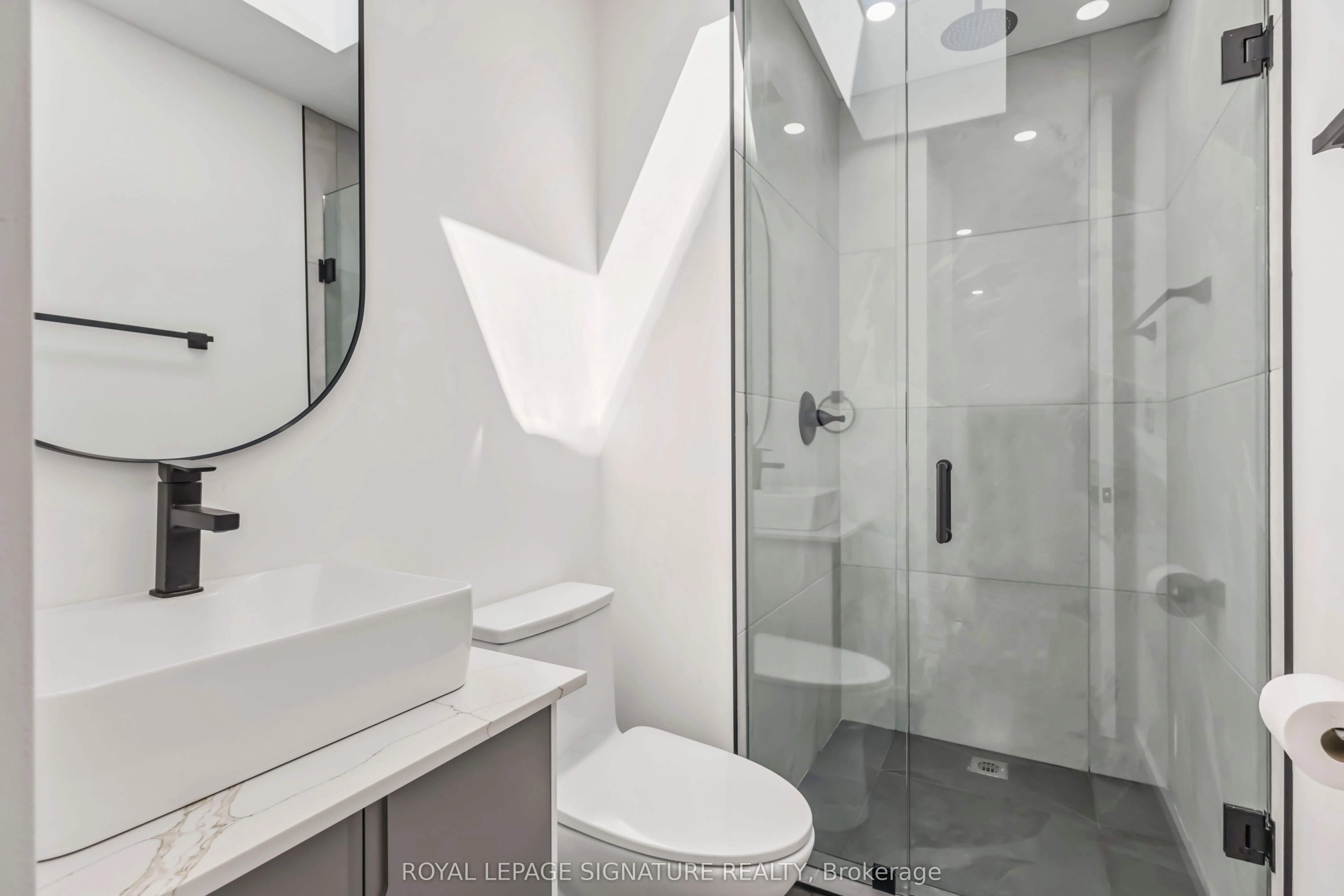 43A Cummings Street, #Upper