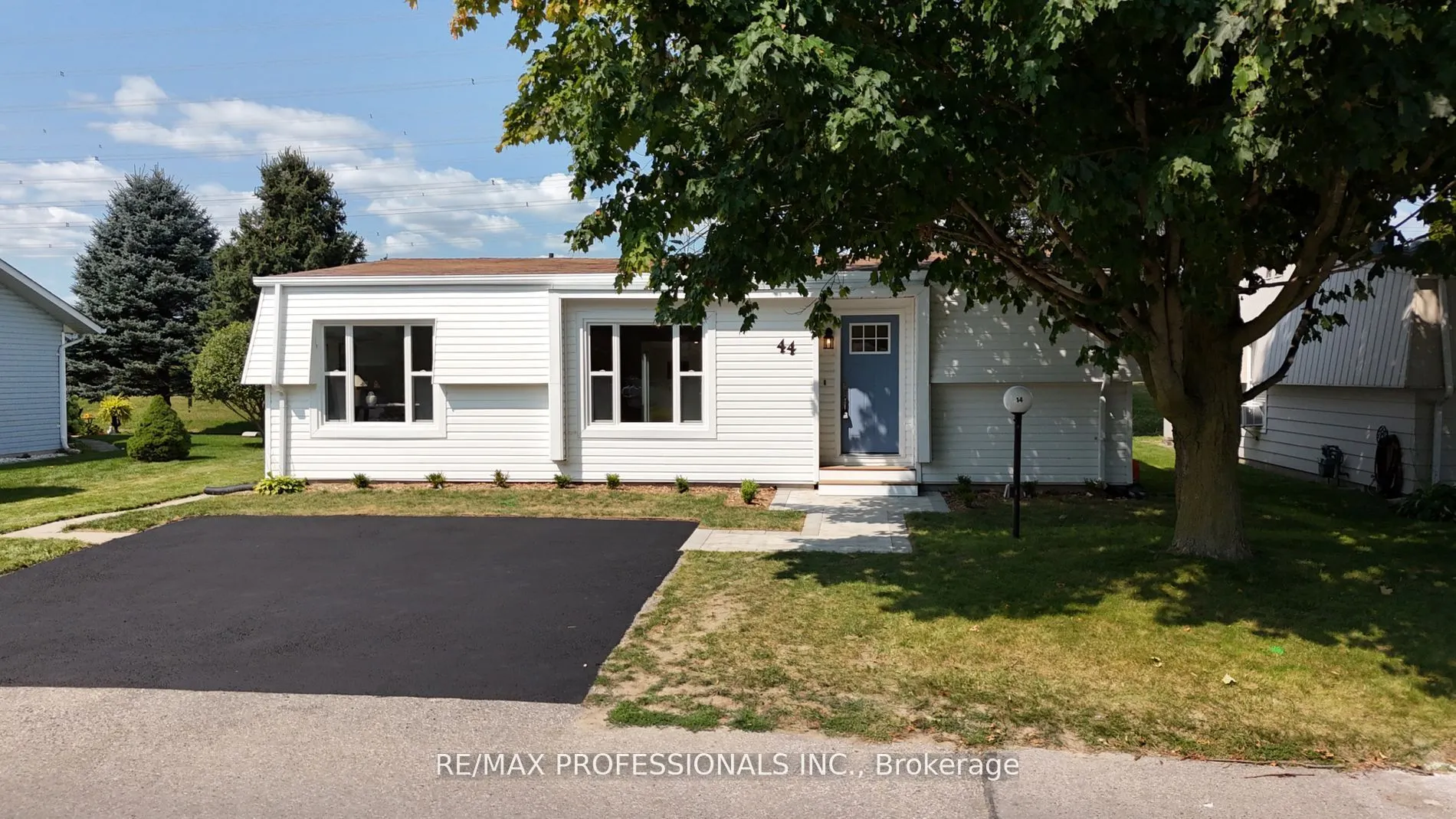 44 Wilmot Trail