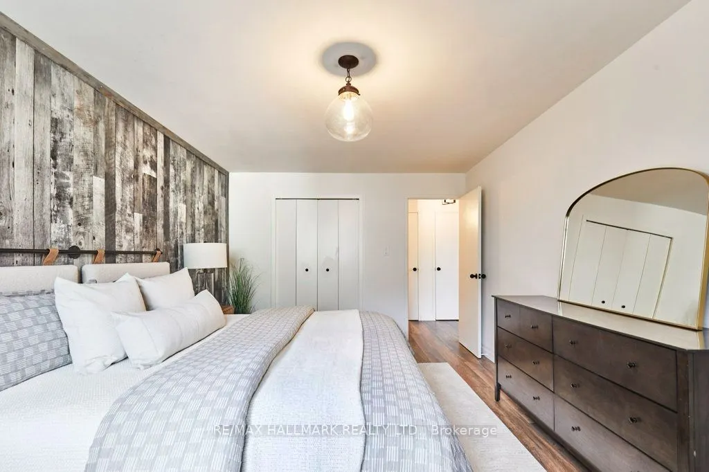 800 Kennedy Road, #401