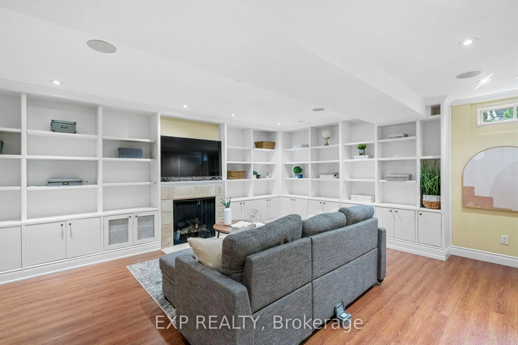 1295 Wharf Street, #30