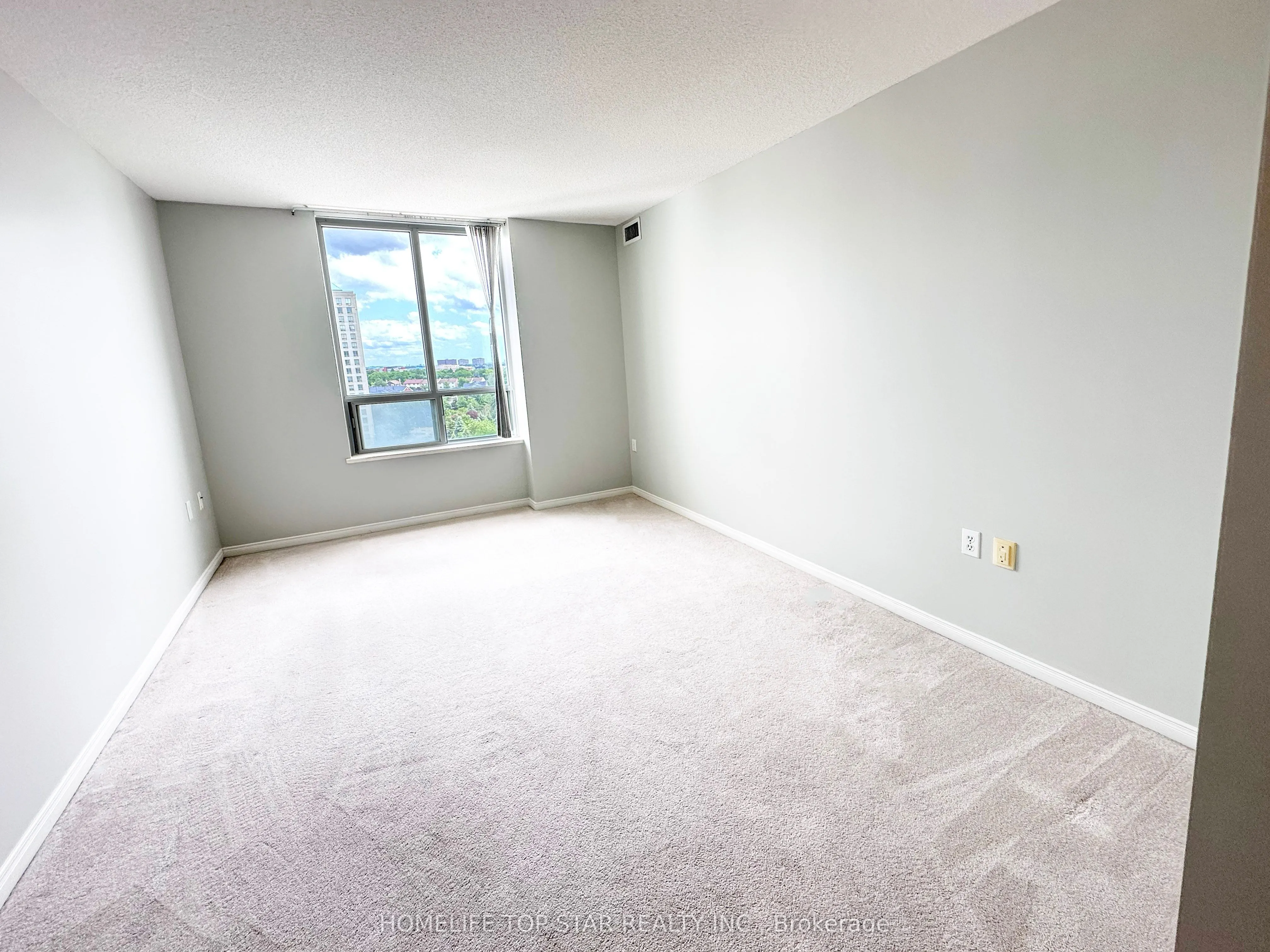5001 Finch Avenue E, #1211