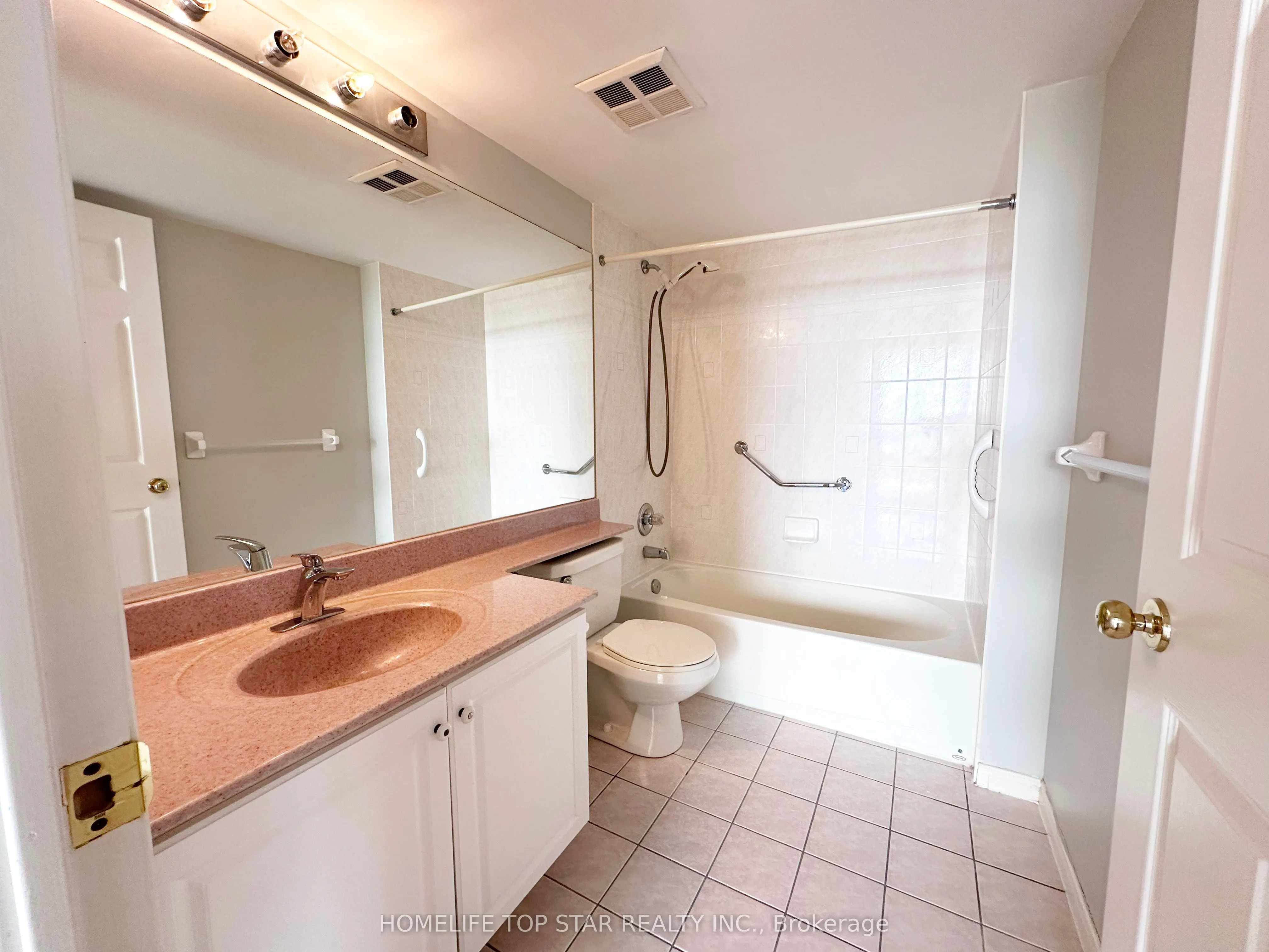 5001 Finch Avenue E, #1211