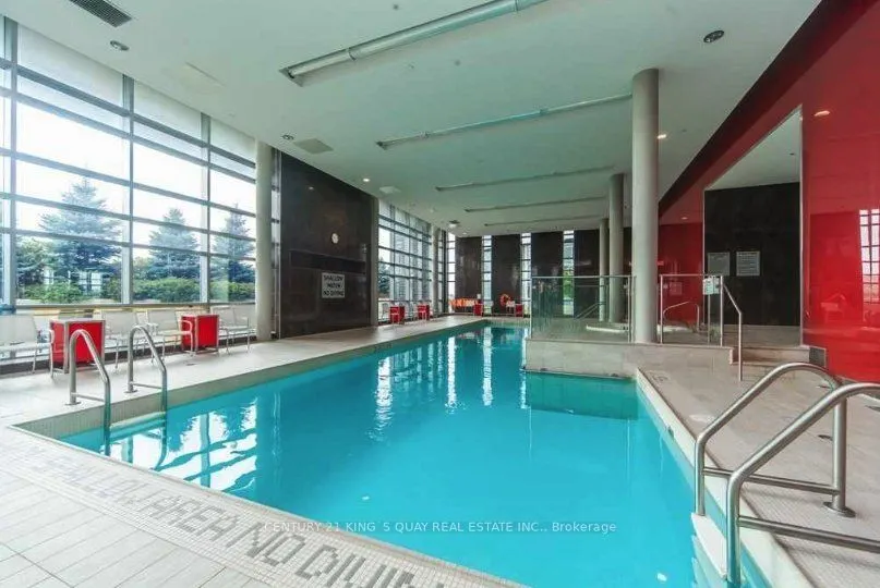 125 Village Green Square, #612