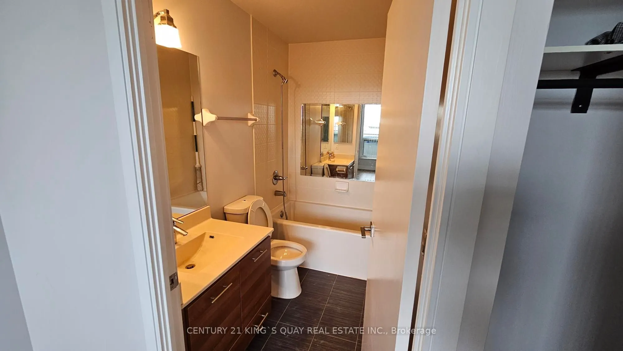 125 Village Green Square, #612