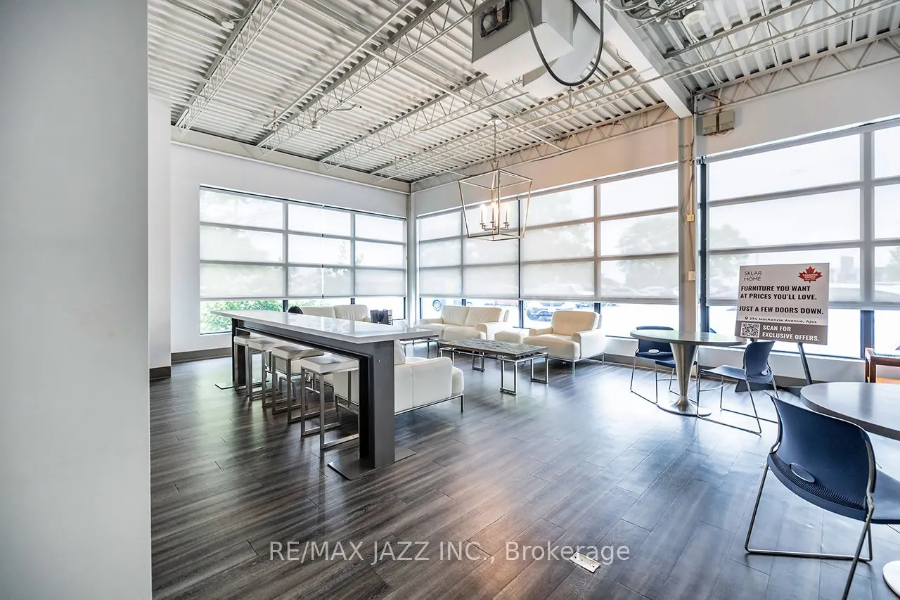 274 Mackenzie Avenue, #300