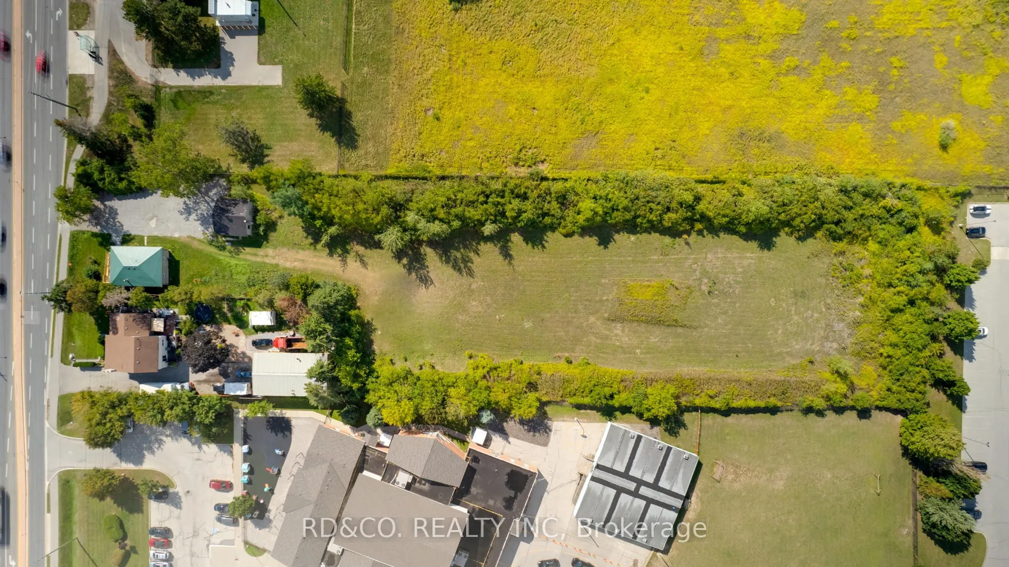 154 Rossland Road E