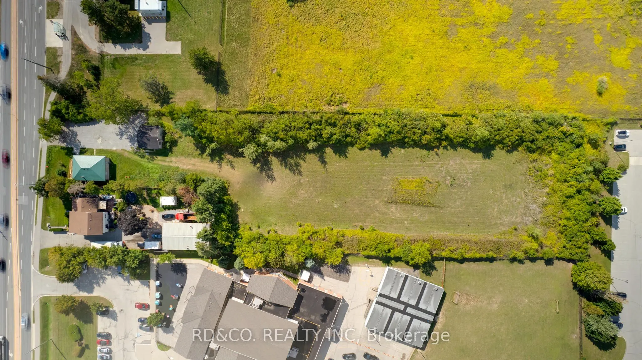 154 Rossland Road E