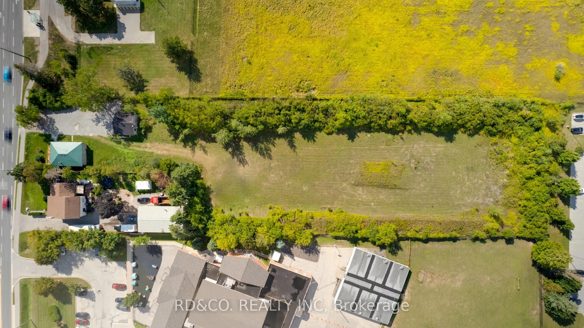 154 Rossland Road E